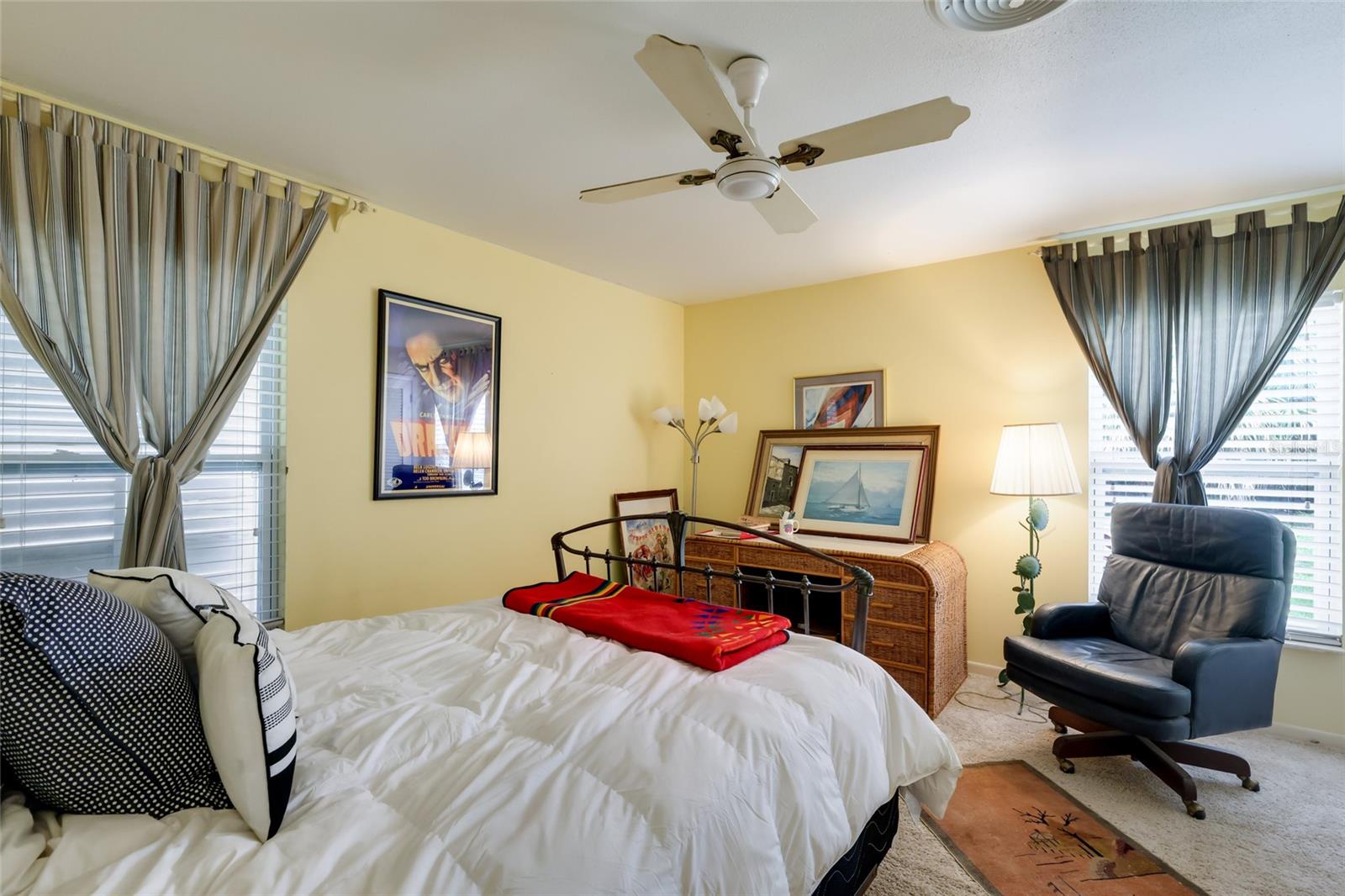 719 58TH ST NW, BRADENTON, FL, 34209