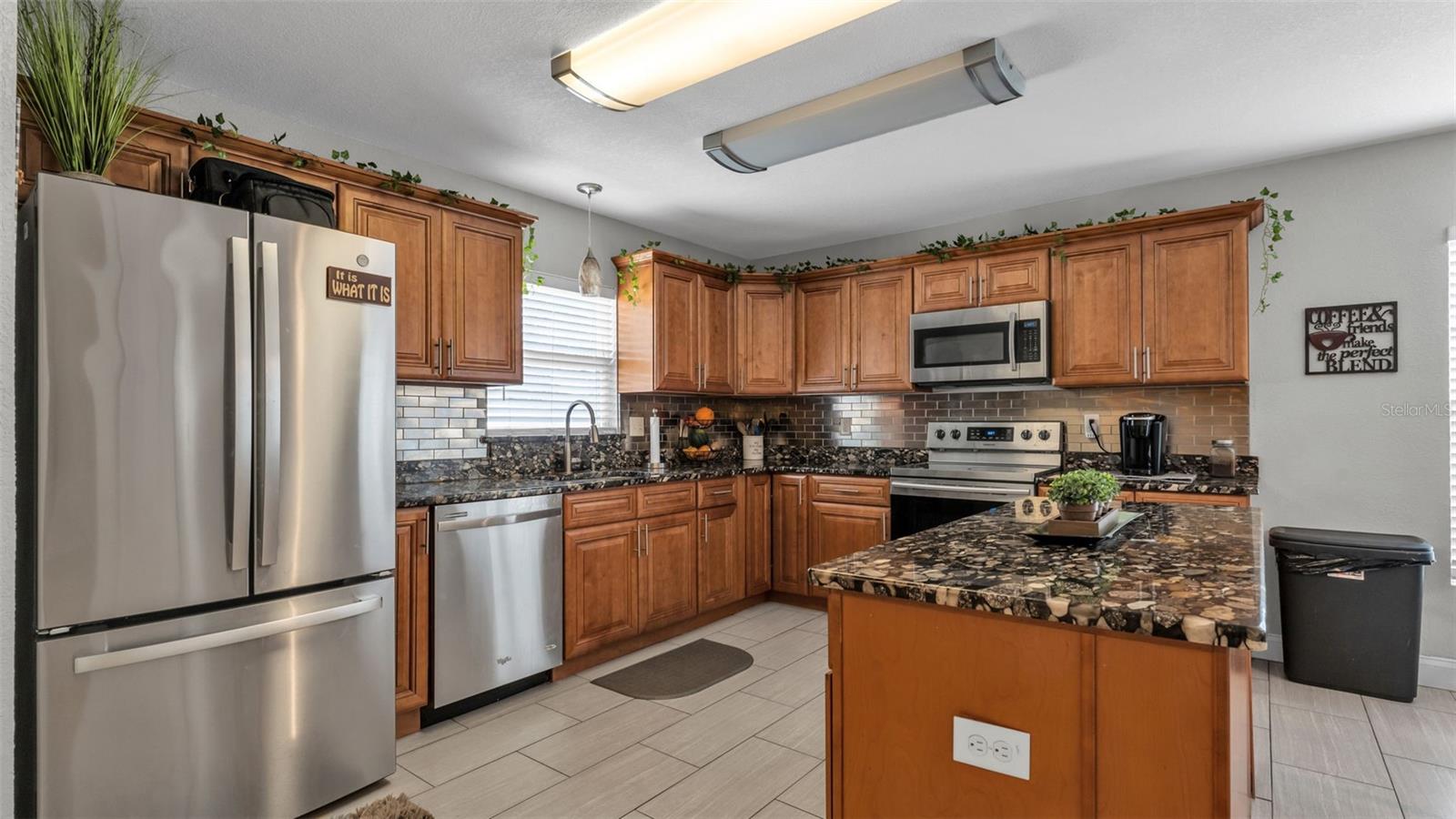 6929 BENTLY DR, LAKELAND, FL, 33809