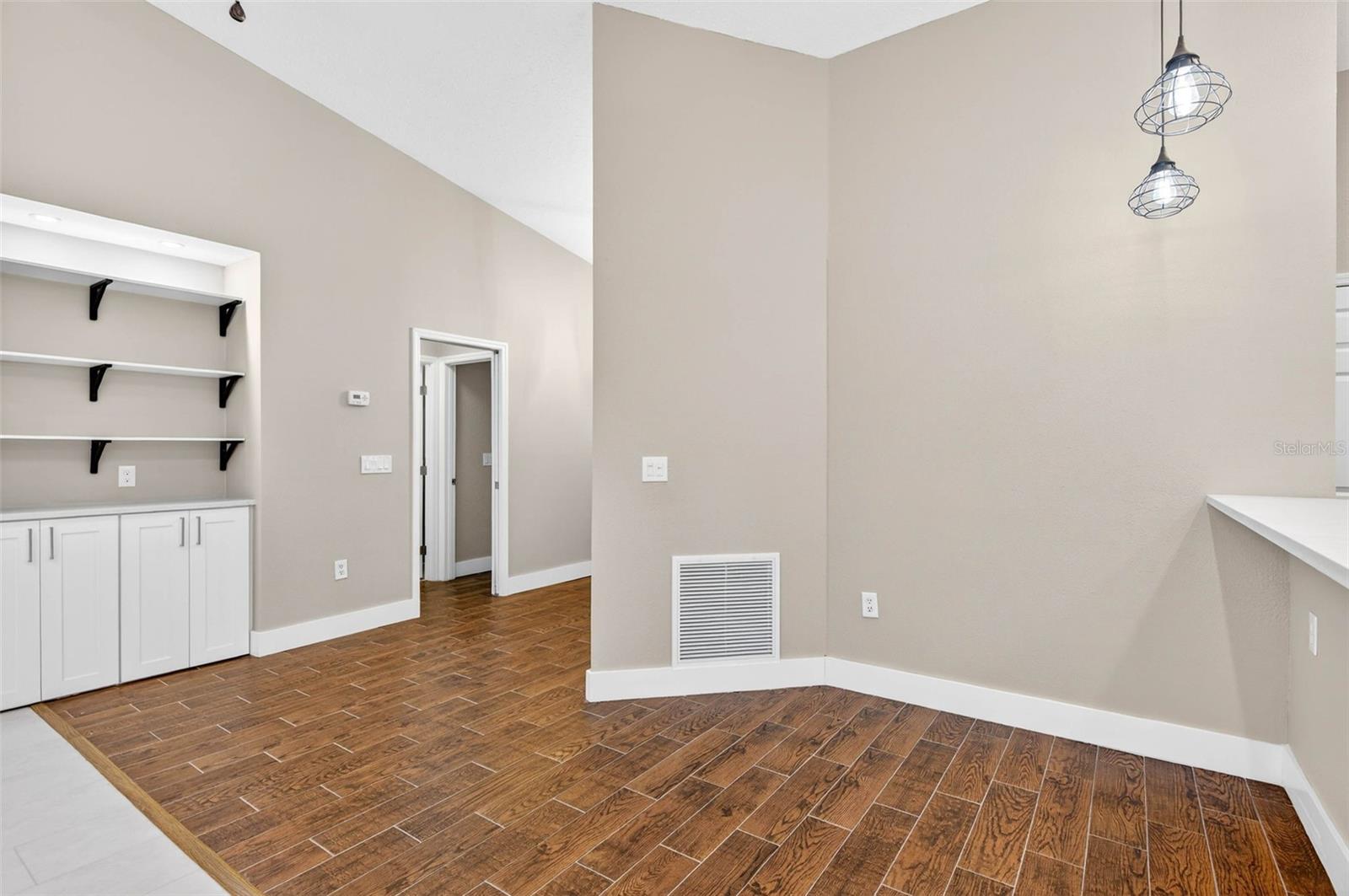 6535 BRENTWOOD DR, ZEPHYRHILLS, FL, 33542