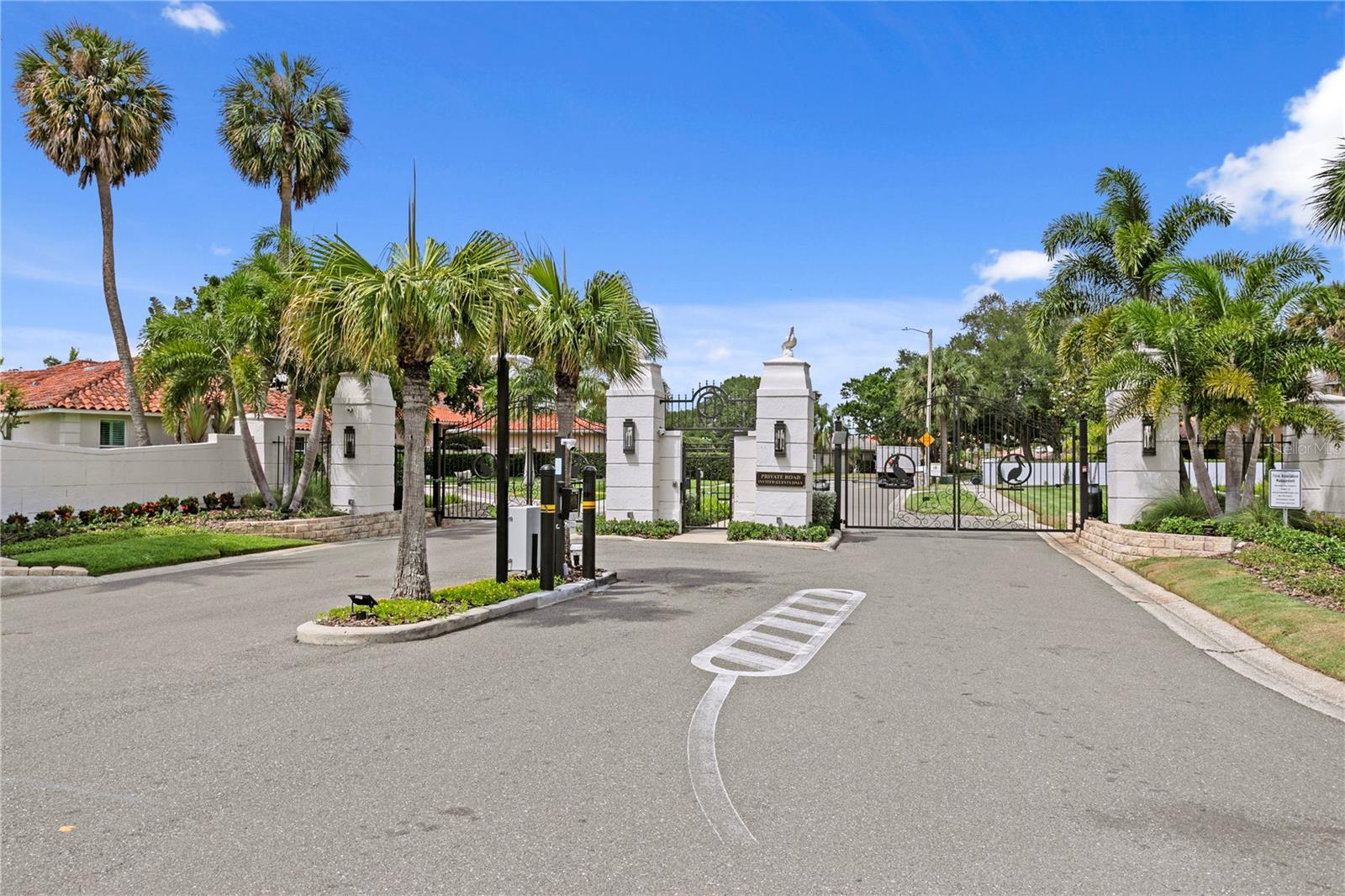 7016 PELICAN ISLAND DR, TAMPA, FL, 33634