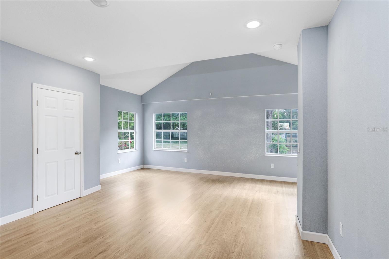 310 S DELANEY AVE, AVON PARK, FL, 33825