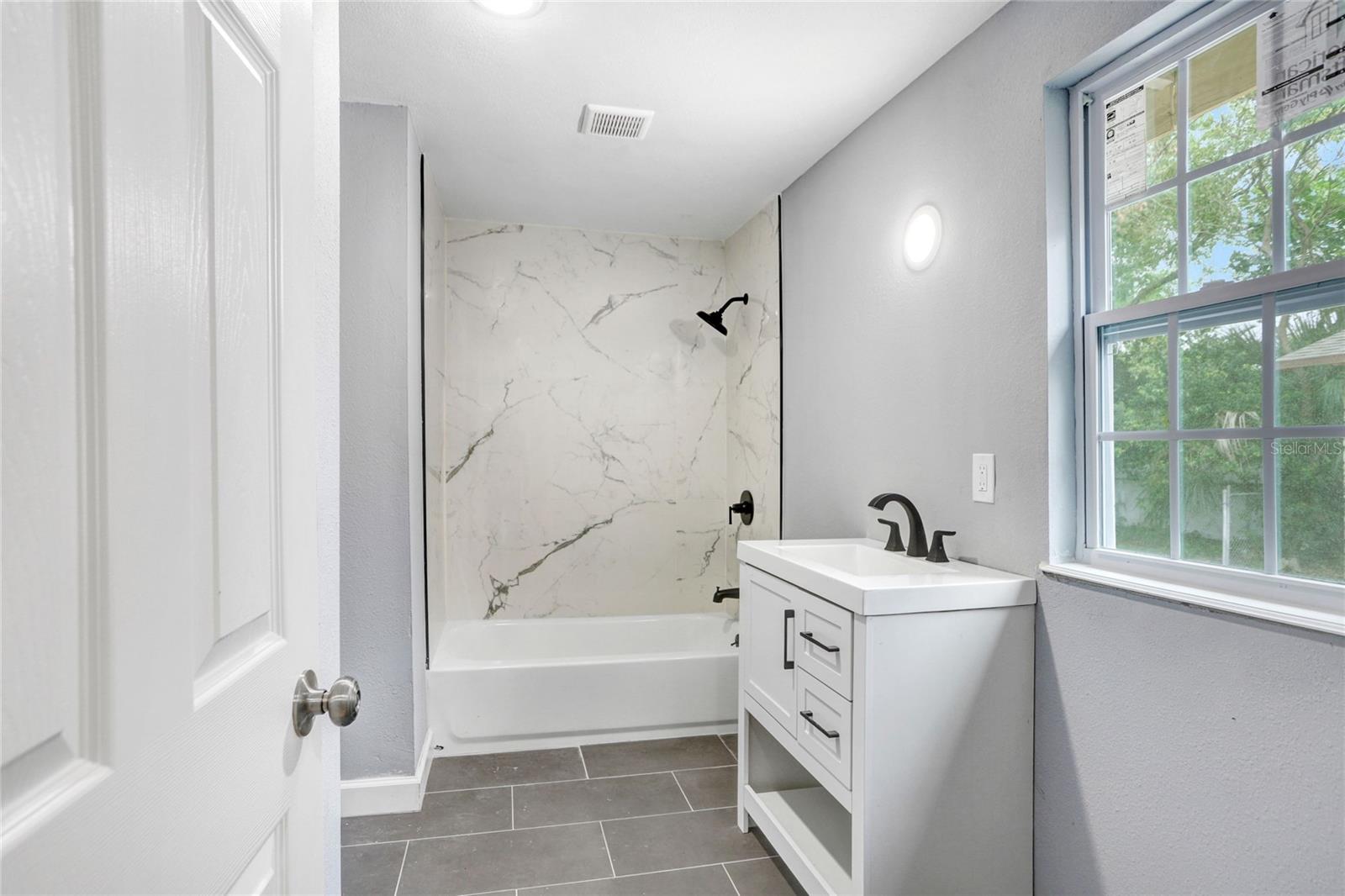 310 S DELANEY AVE, AVON PARK, FL, 33825