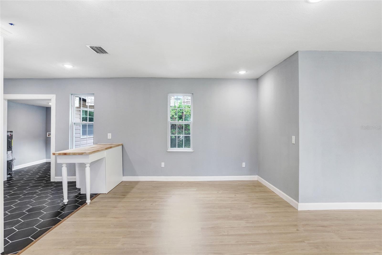 310 S DELANEY AVE, AVON PARK, FL, 33825