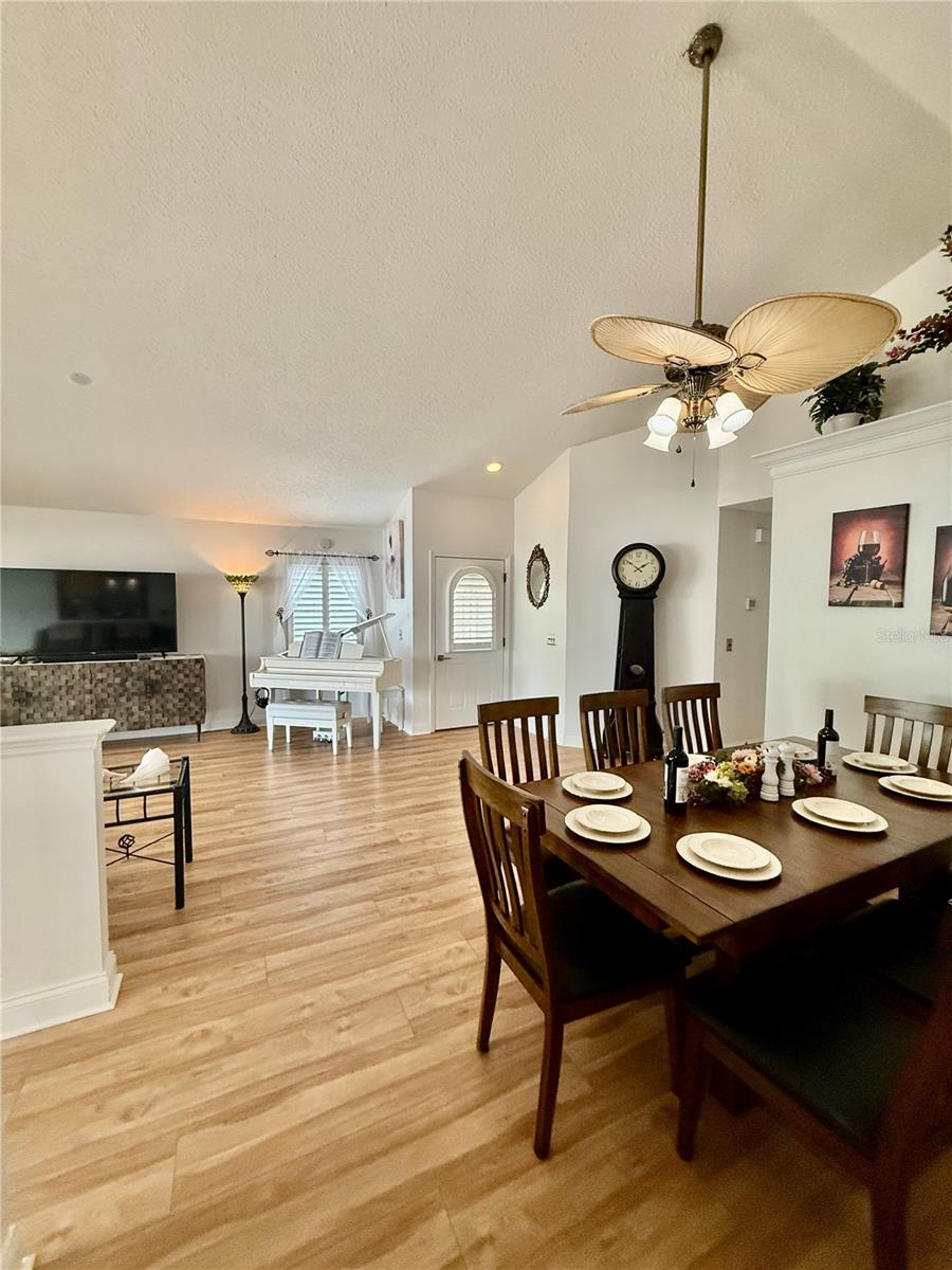 6 NANTUCKET DR, PALM COAST, FL, 32137