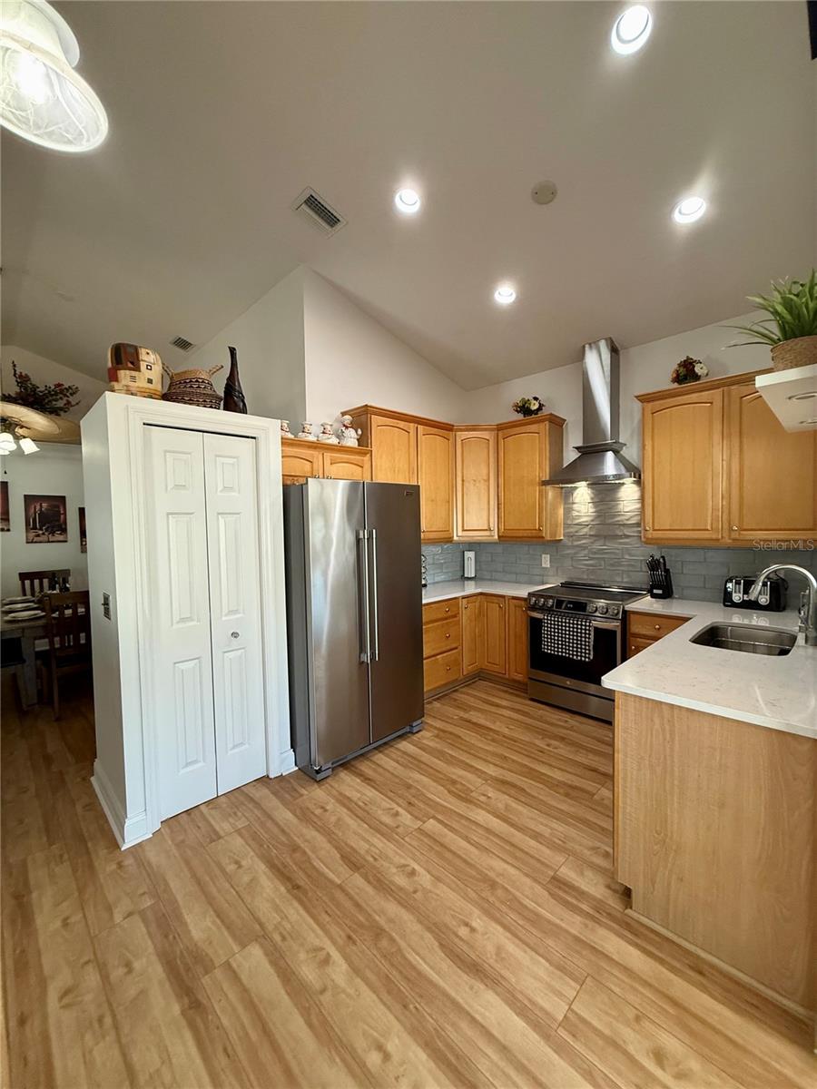 6 NANTUCKET DR, PALM COAST, FL, 32137