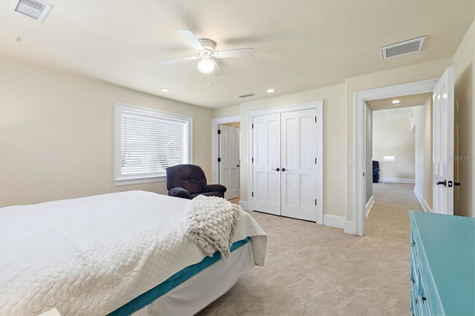 11 OAKLAND HILLS CT, ROTONDA WEST, FL, 33947