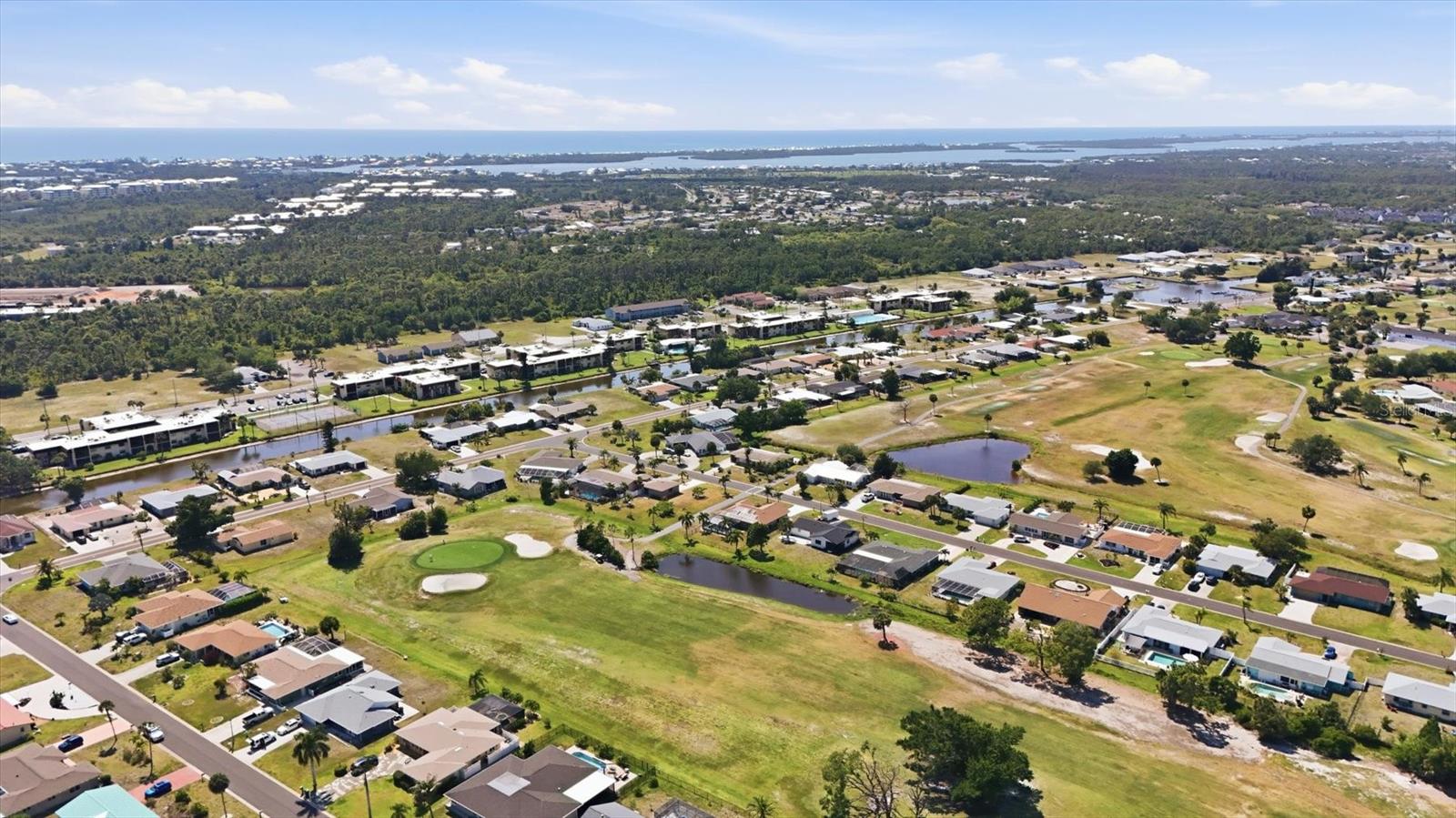 11 OAKLAND HILLS CT, ROTONDA WEST, FL, 33947