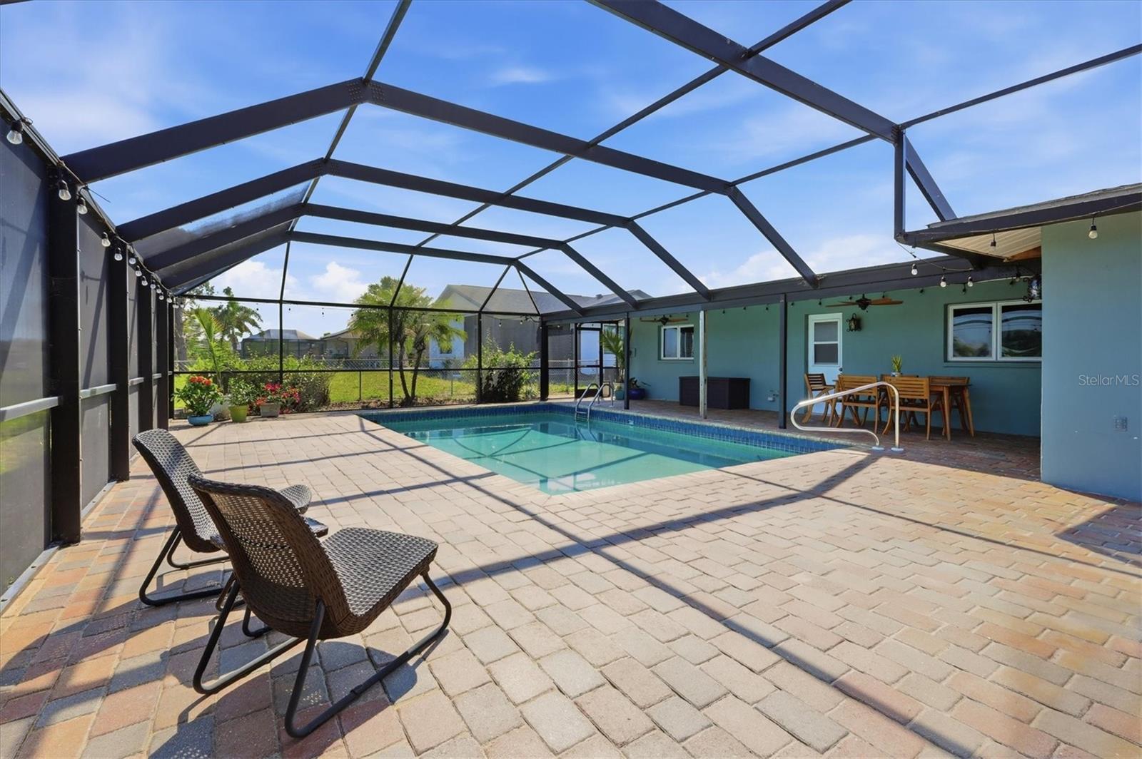 11 OAKLAND HILLS CT, ROTONDA WEST, FL, 33947