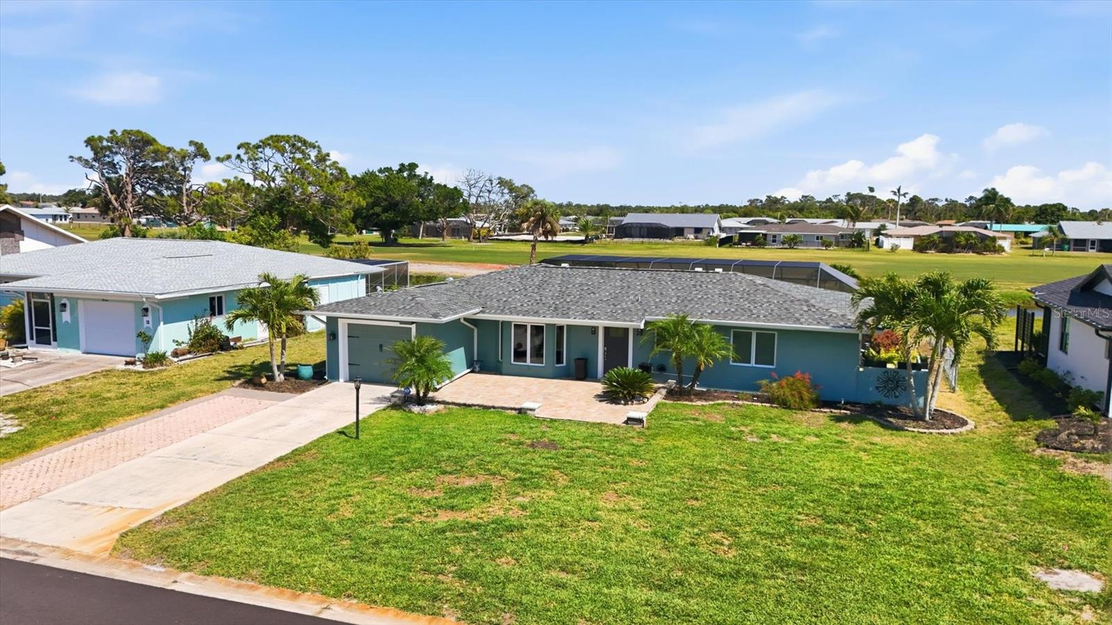 11 OAKLAND HILLS CT, ROTONDA WEST, FL, 33947