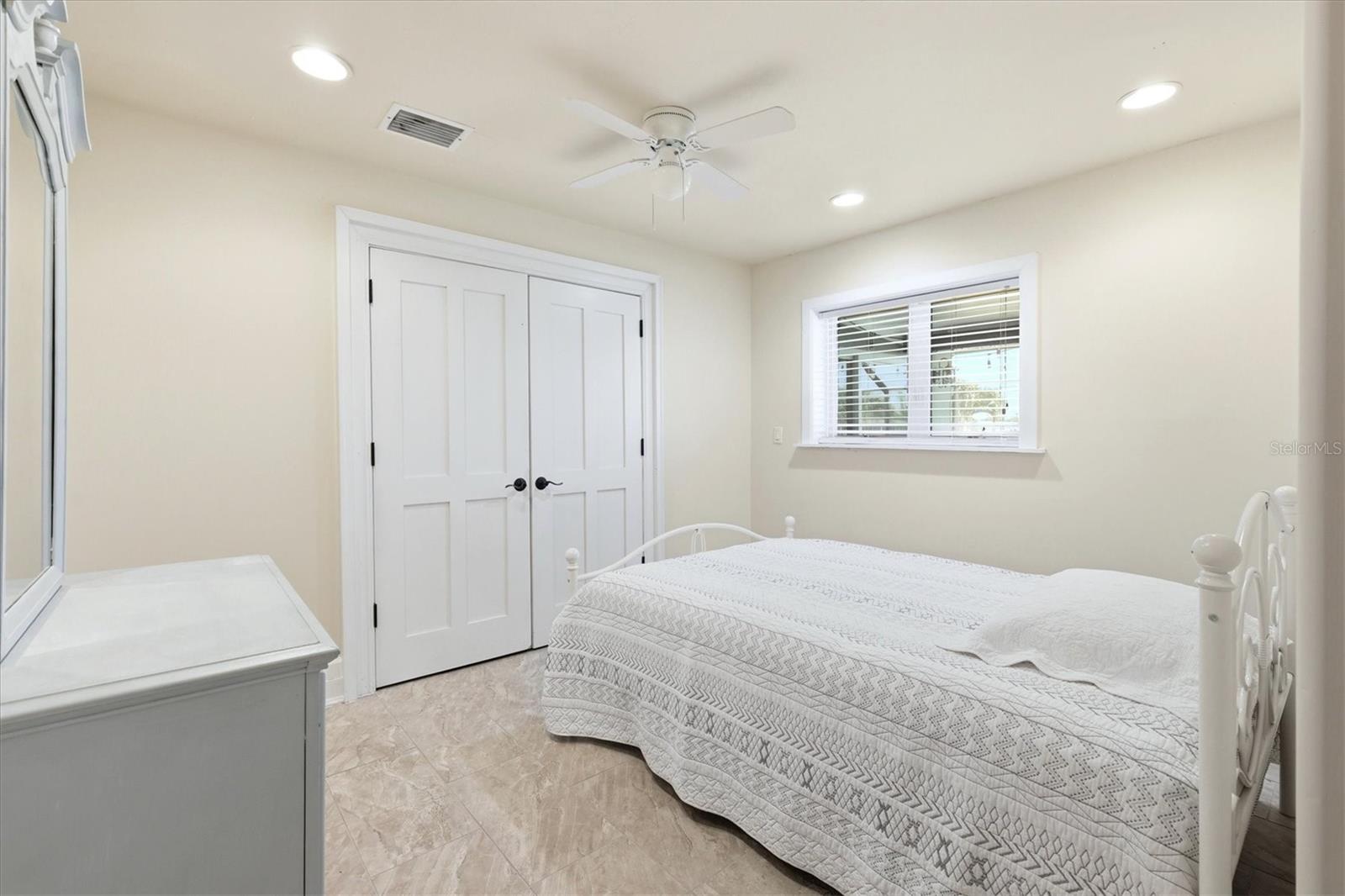 11 OAKLAND HILLS CT, ROTONDA WEST, FL, 33947