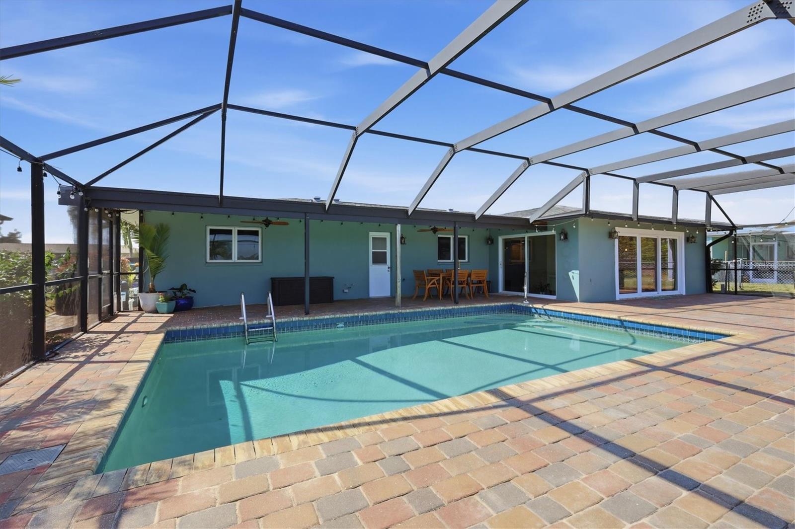 11 OAKLAND HILLS CT, ROTONDA WEST, FL, 33947