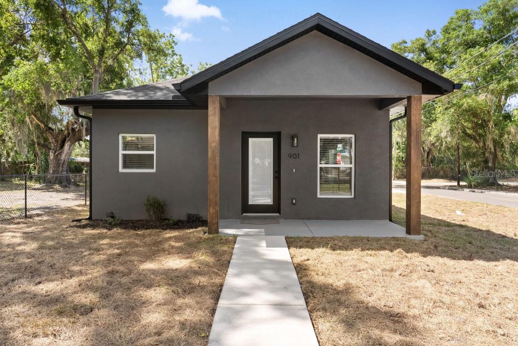 901 E WARREN ST, PLANT CITY, FL, 33563