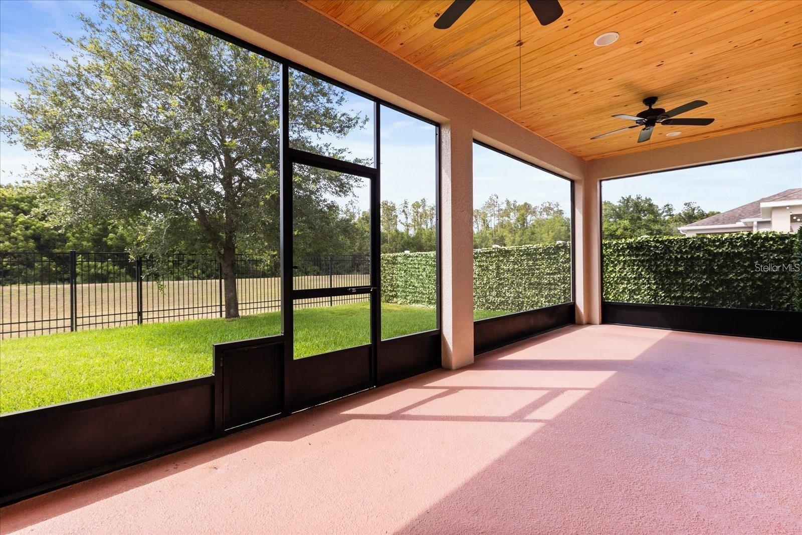 1046 GRAND HILLTOP DR, APOPKA, FL, 32703