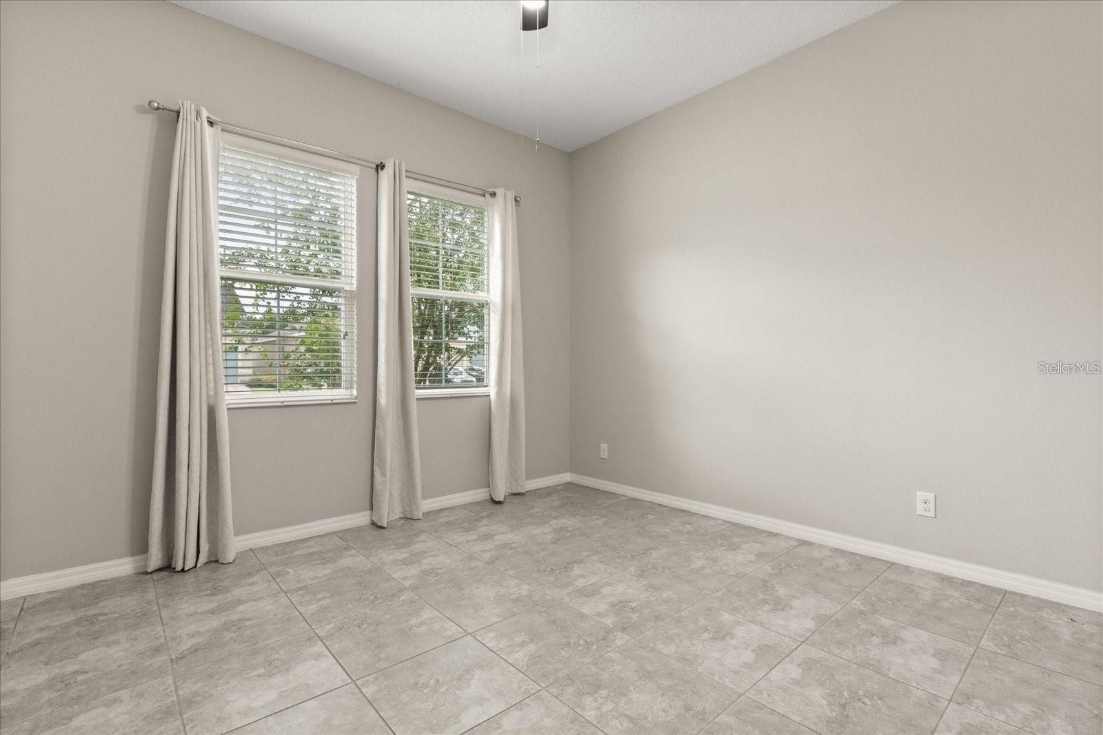 1046 GRAND HILLTOP DR, APOPKA, FL, 32703
