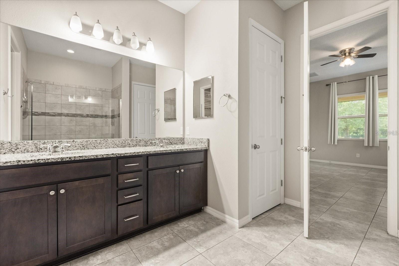 1046 GRAND HILLTOP DR, APOPKA, FL, 32703