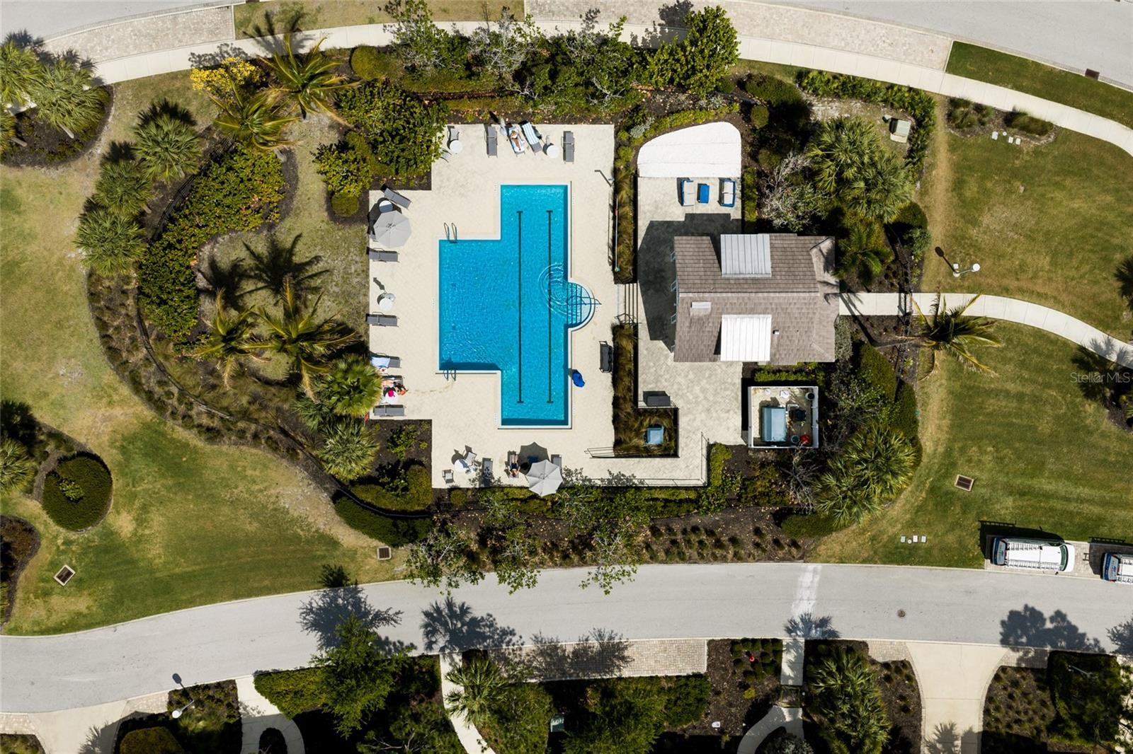 258 SAPPHIRE LAKE DR #202, BRADENTON, FL, 34209