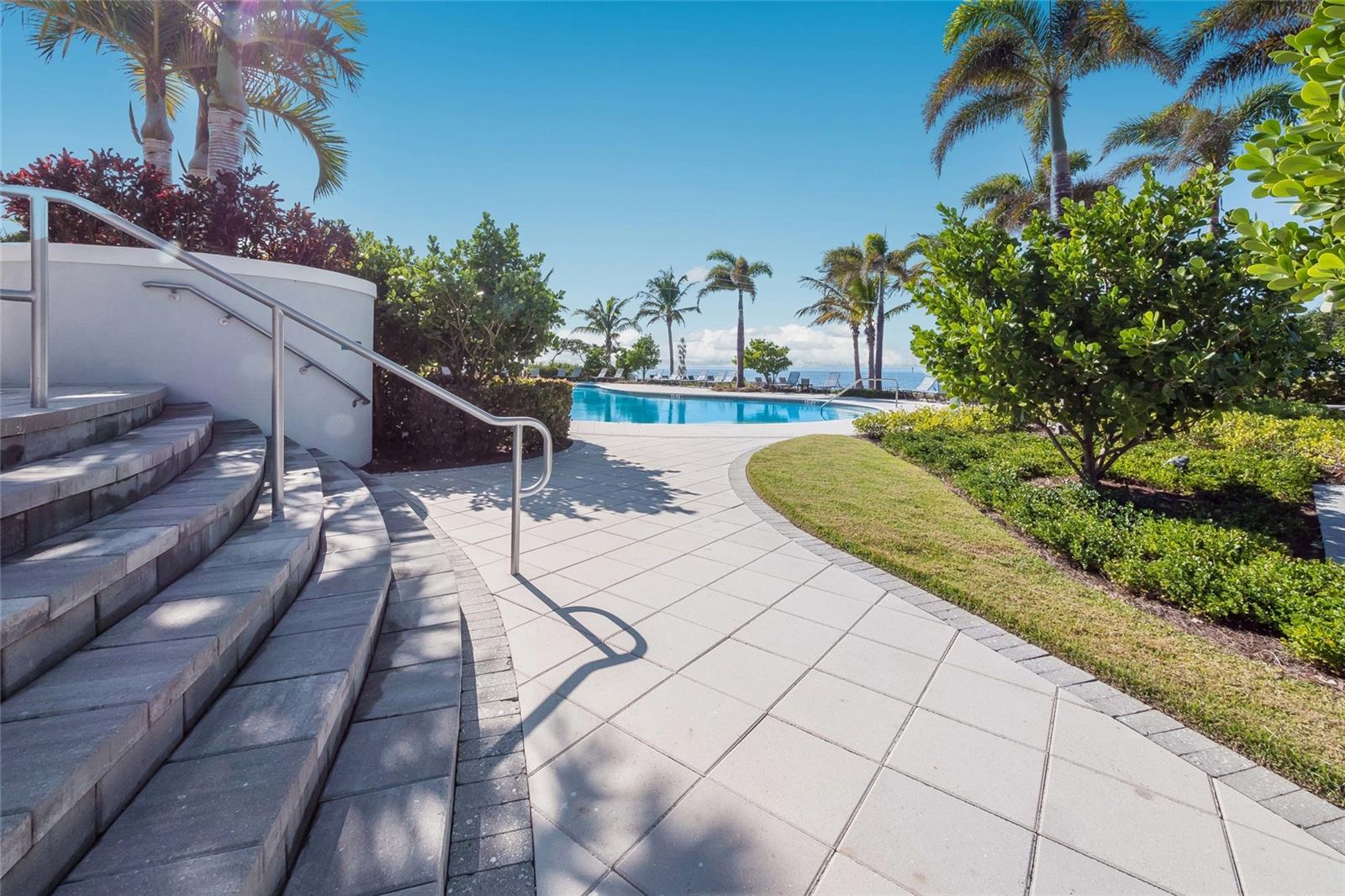 258 SAPPHIRE LAKE DR #202, BRADENTON, FL, 34209