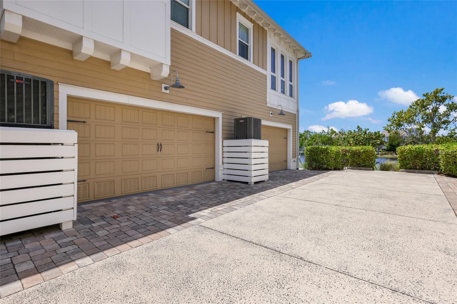 258 SAPPHIRE LAKE DR #202, BRADENTON, FL, 34209
