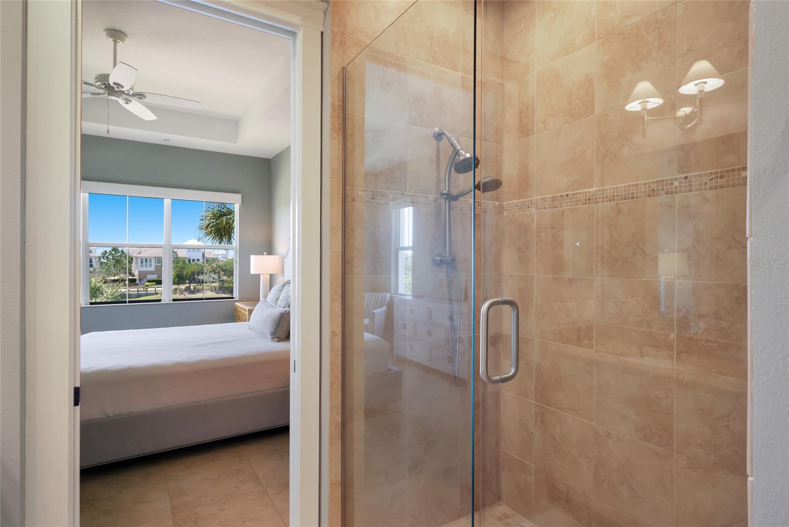 258 SAPPHIRE LAKE DR #202, BRADENTON, FL, 34209