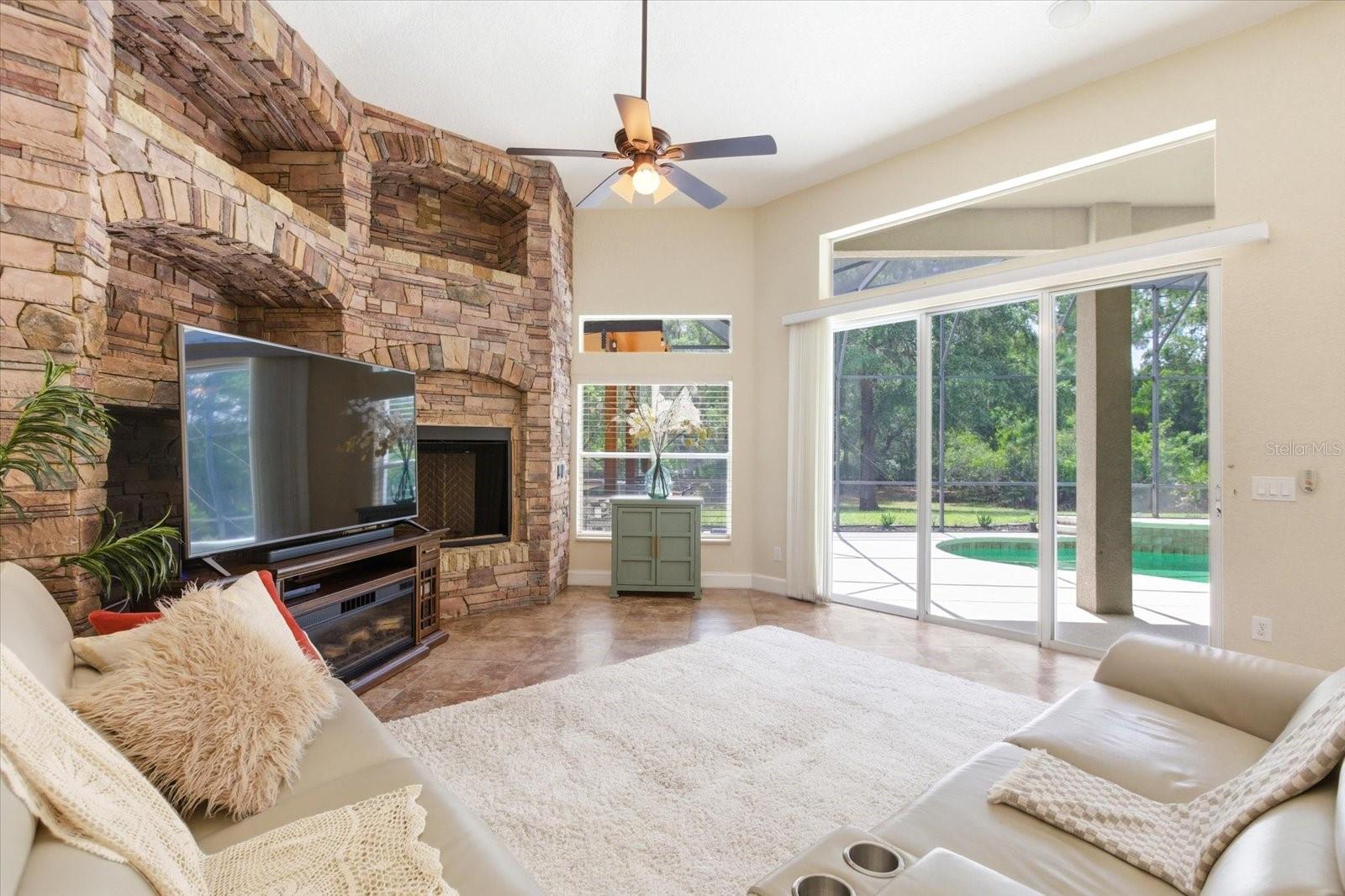 14106 OAKWOOD COVE LN, ORLANDO, FL, 32832