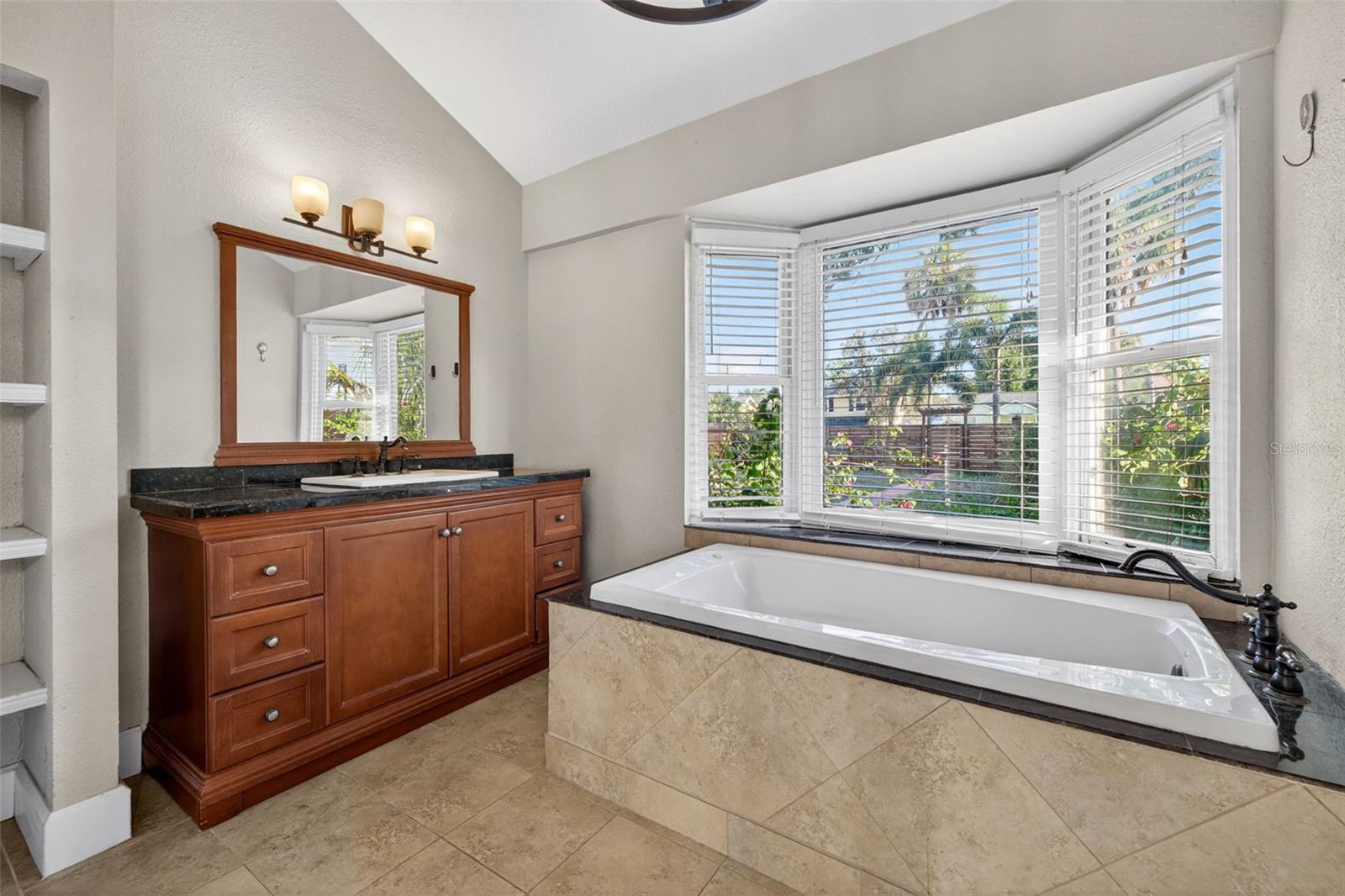 2419 DARTMOUTH AVE N, ST PETERSBURG, FL, 33713