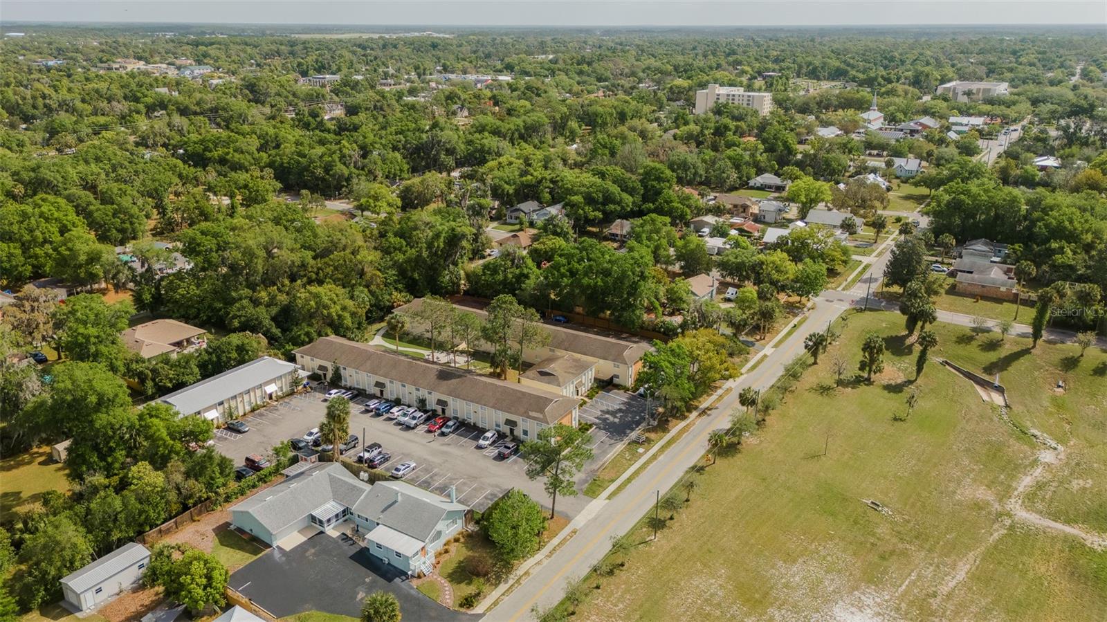 321 W PENNSYLVANIA AVE, DELAND, FL, 32720