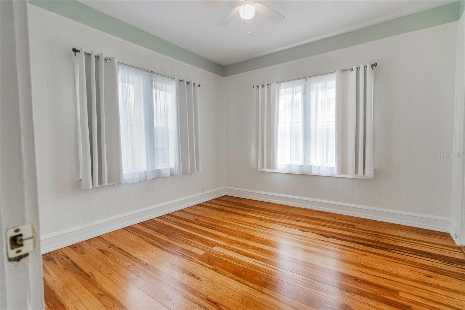 321 W PENNSYLVANIA AVE, DELAND, FL, 32720