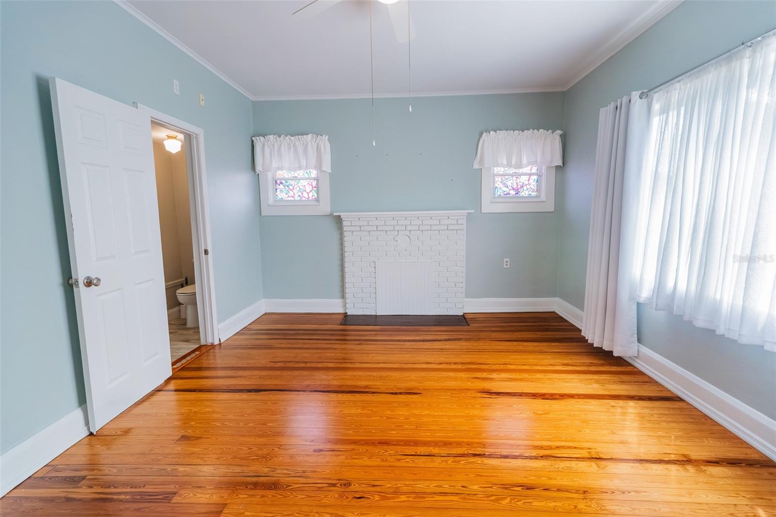 321 W PENNSYLVANIA AVE, DELAND, FL, 32720