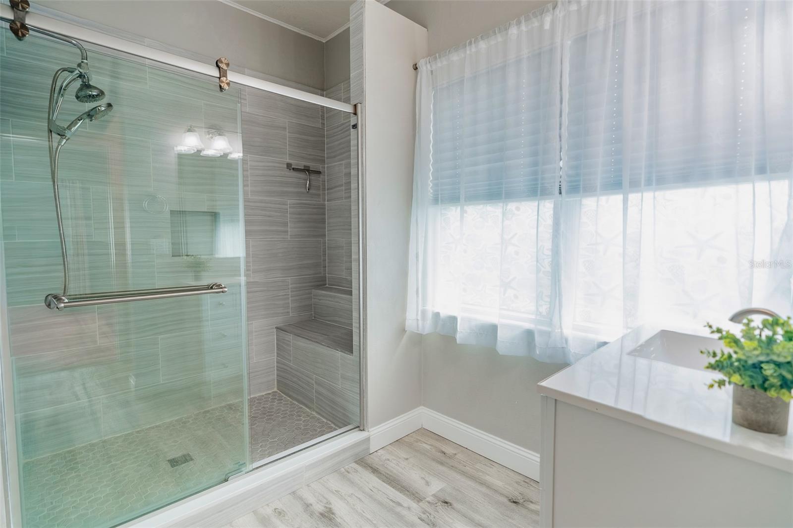 321 W PENNSYLVANIA AVE, DELAND, FL, 32720