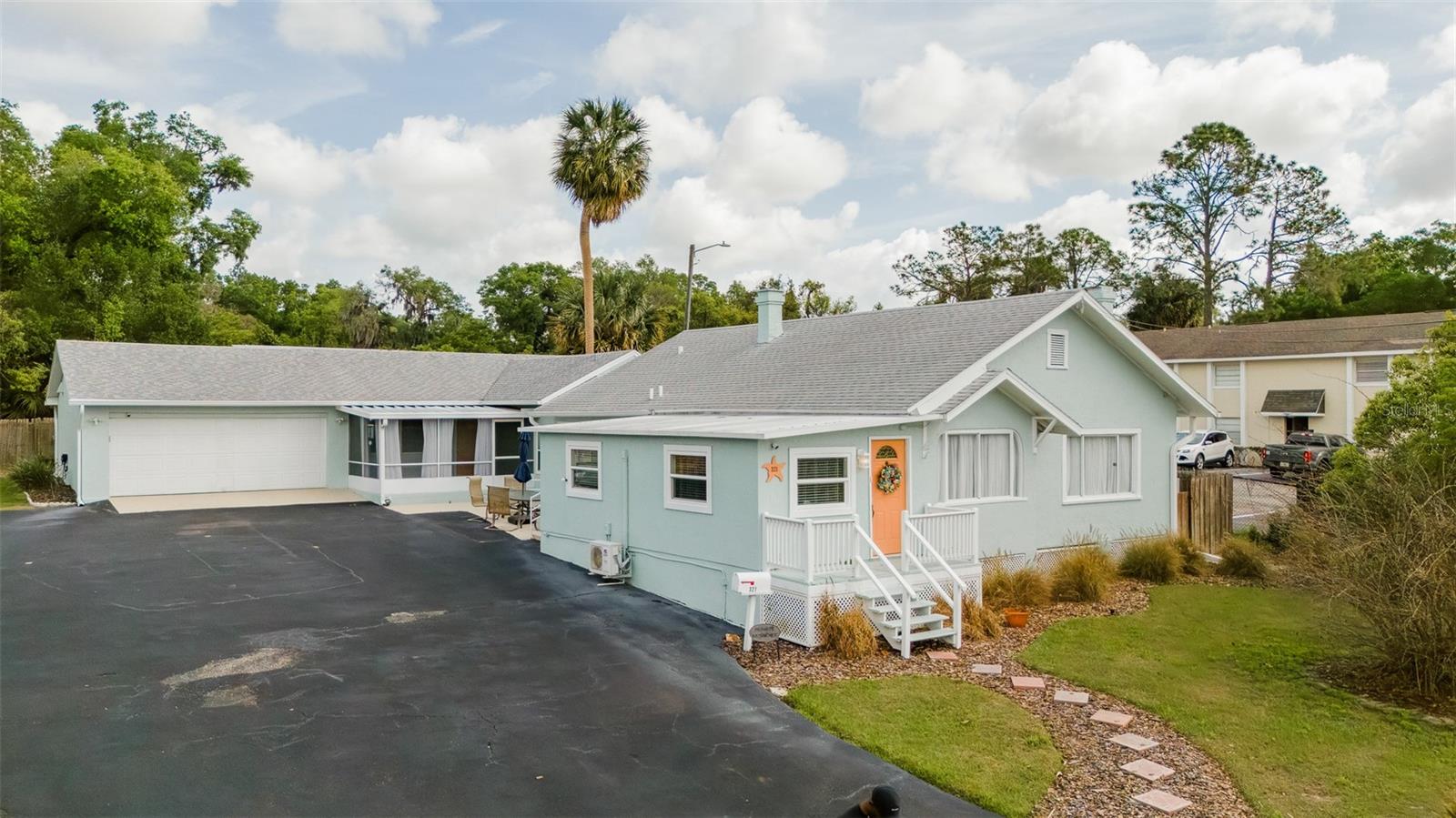 321 W PENNSYLVANIA AVE, DELAND, FL, 32720