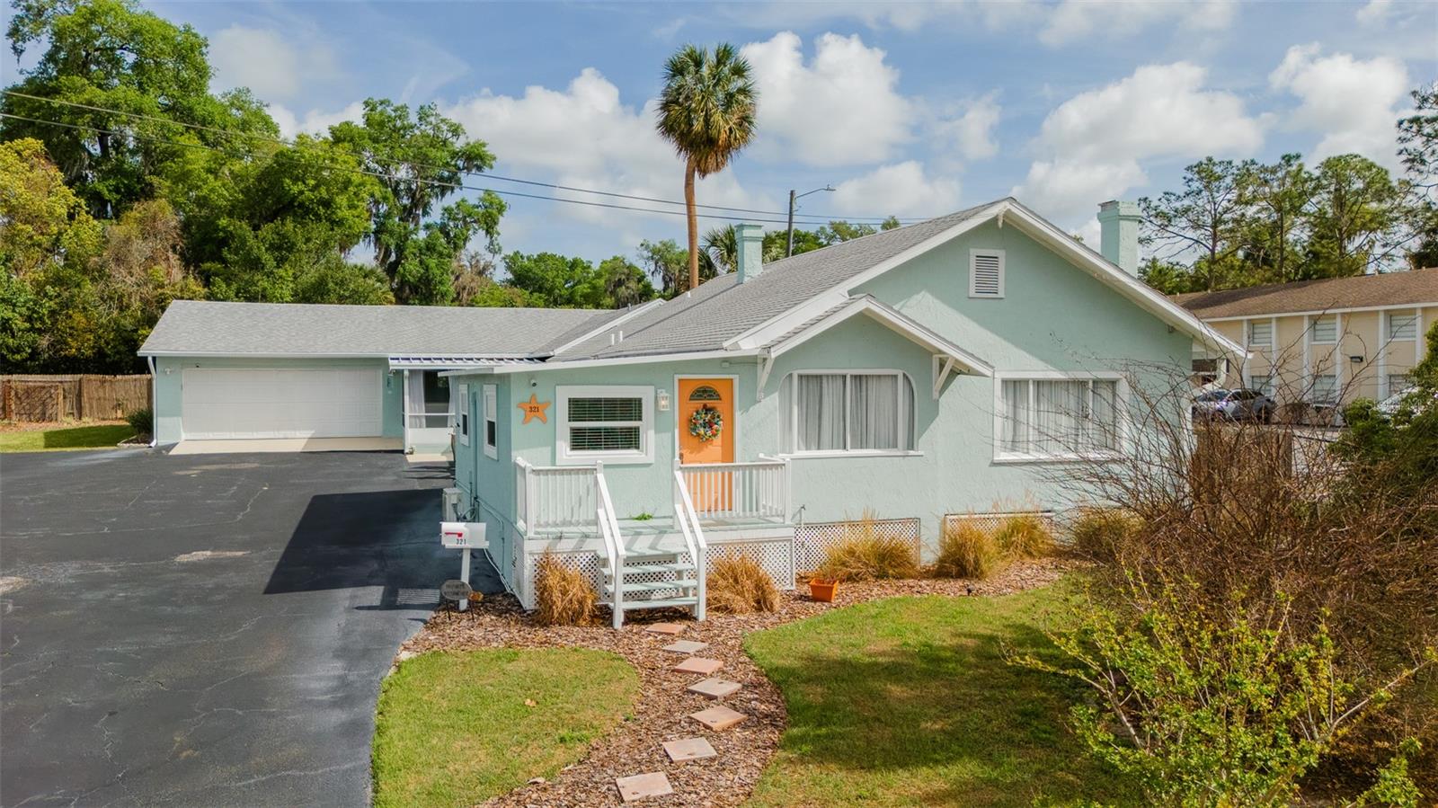 321 W PENNSYLVANIA AVE, DELAND, FL, 32720