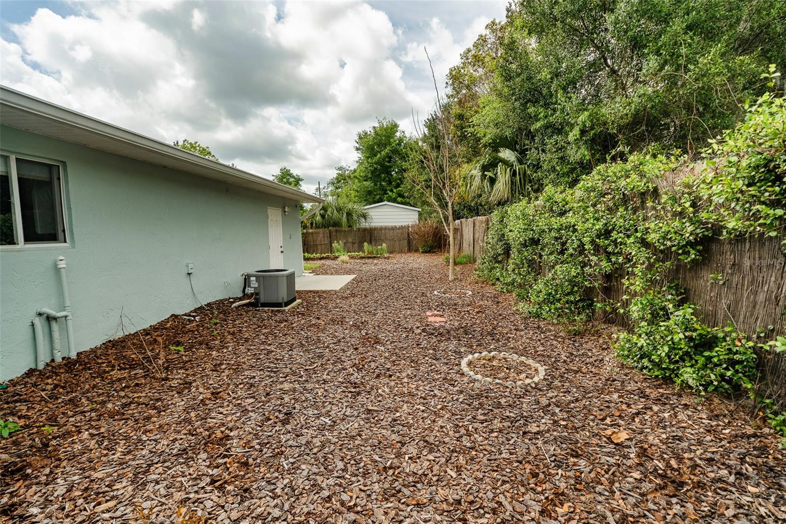321 W PENNSYLVANIA AVE, DELAND, FL, 32720