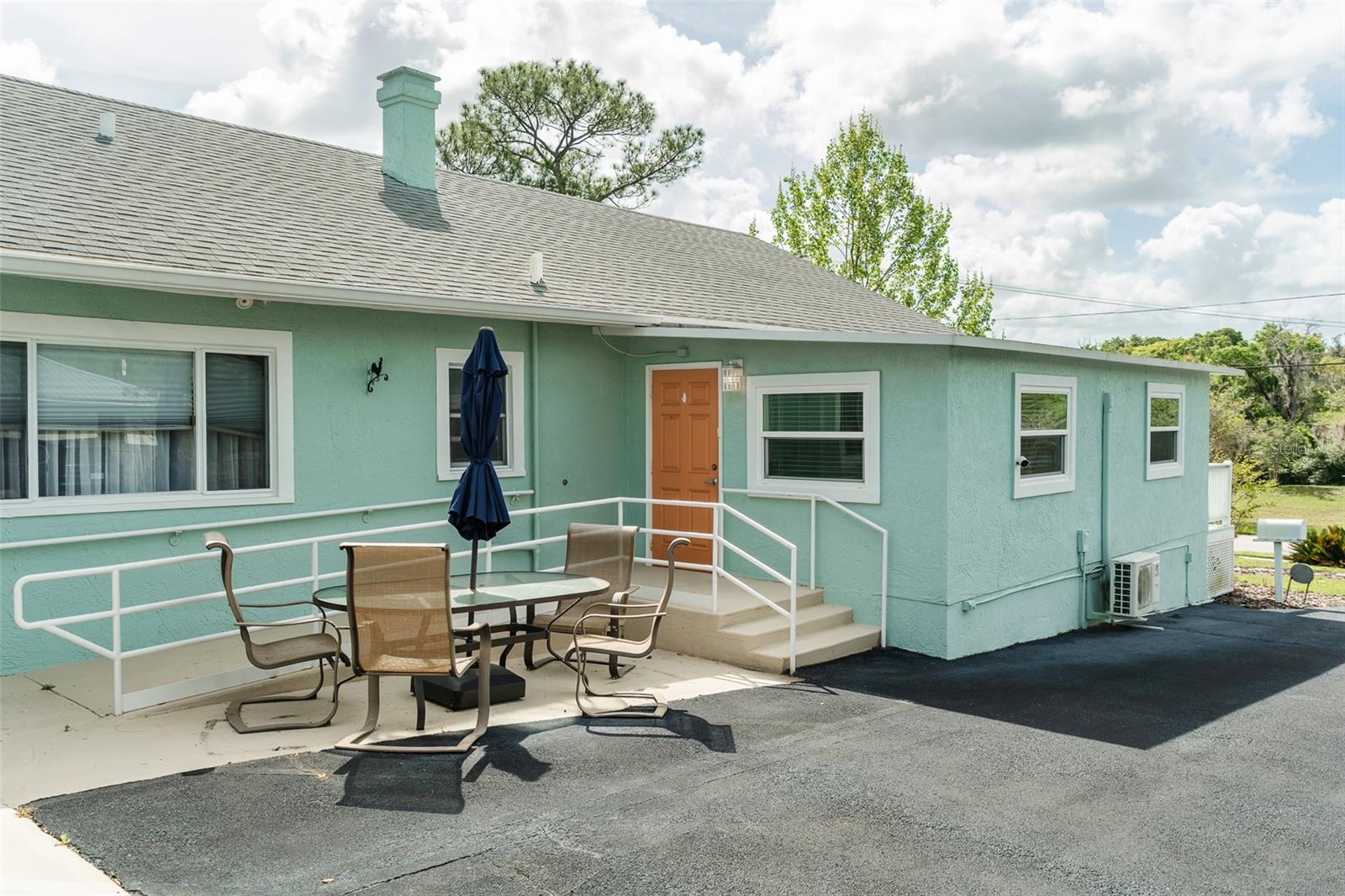 321 W PENNSYLVANIA AVE, DELAND, FL, 32720