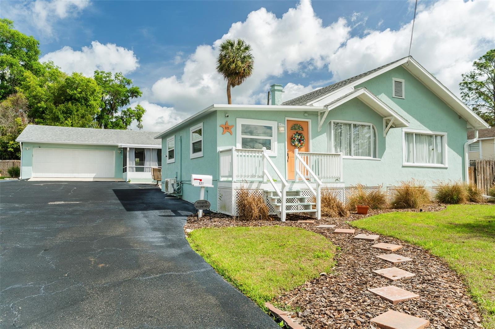 321 W PENNSYLVANIA AVE, DELAND, FL, 32720