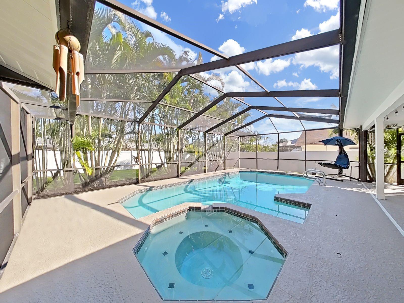 308 HAMMOCK DR, PALM HARBOR, FL, 34683