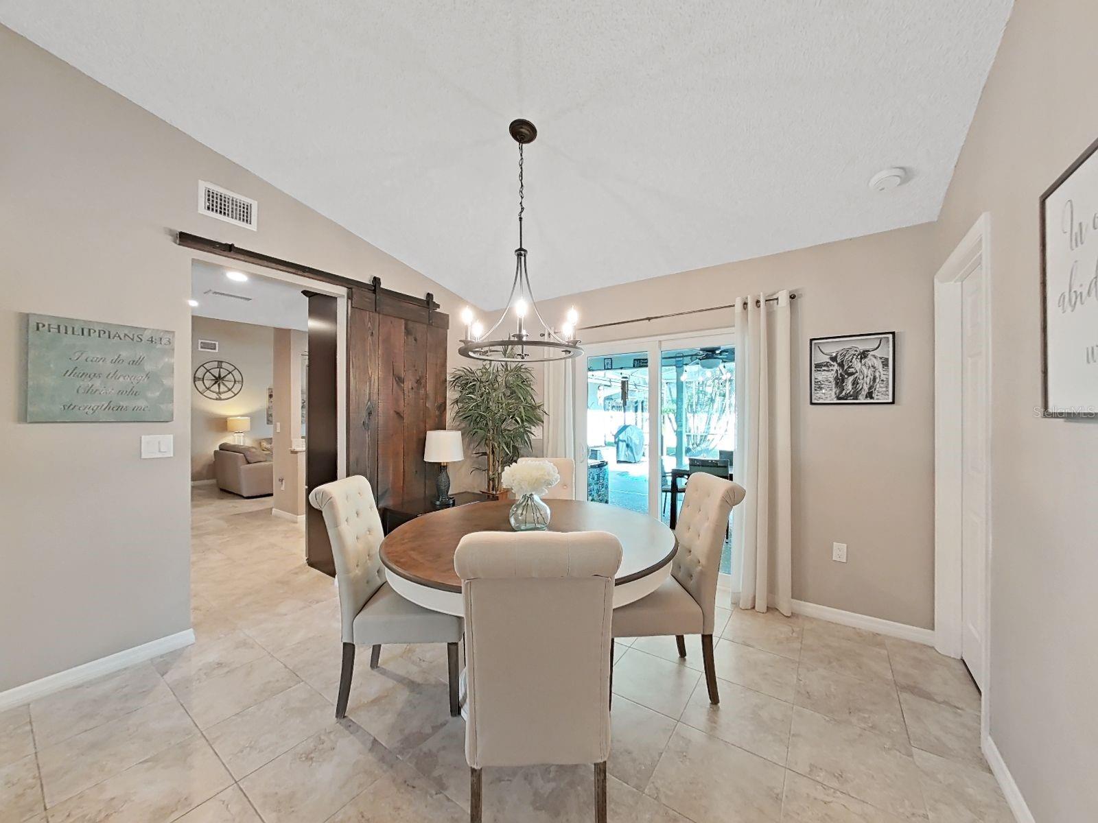 308 HAMMOCK DR, PALM HARBOR, FL, 34683