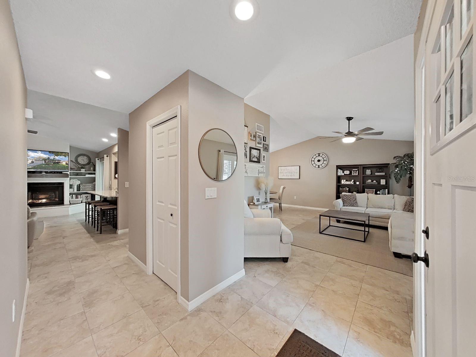 308 HAMMOCK DR, PALM HARBOR, FL, 34683