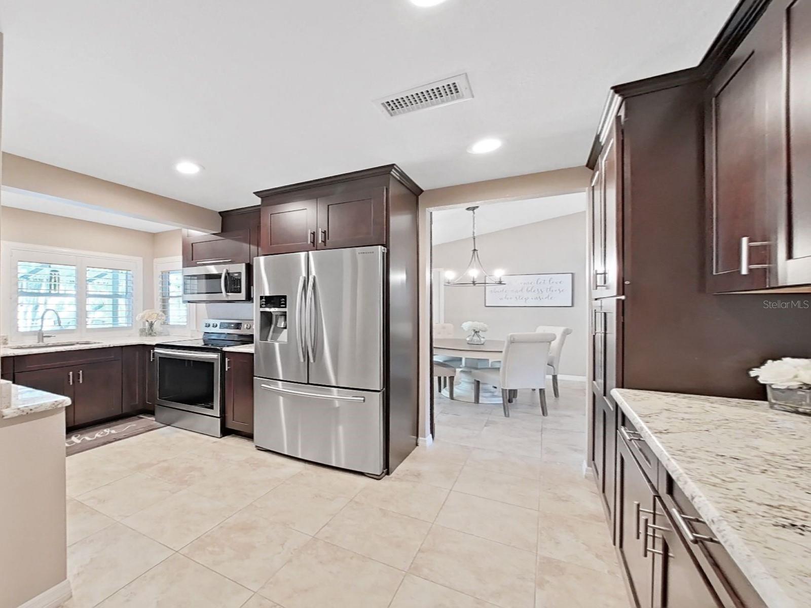 308 HAMMOCK DR, PALM HARBOR, FL, 34683