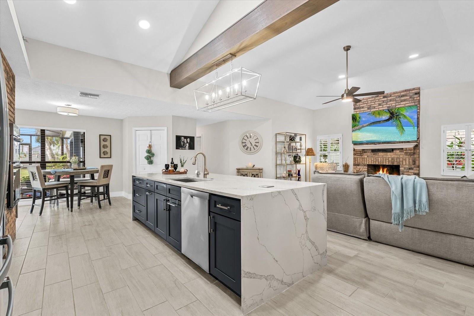 8806 CROSSWOOD CT, RIVERVIEW, FL, 33578