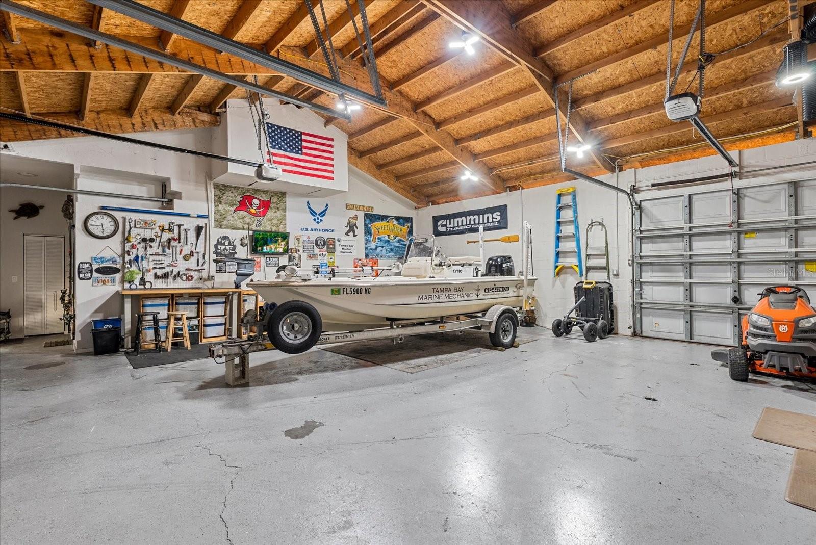 8806 CROSSWOOD CT, RIVERVIEW, FL, 33578