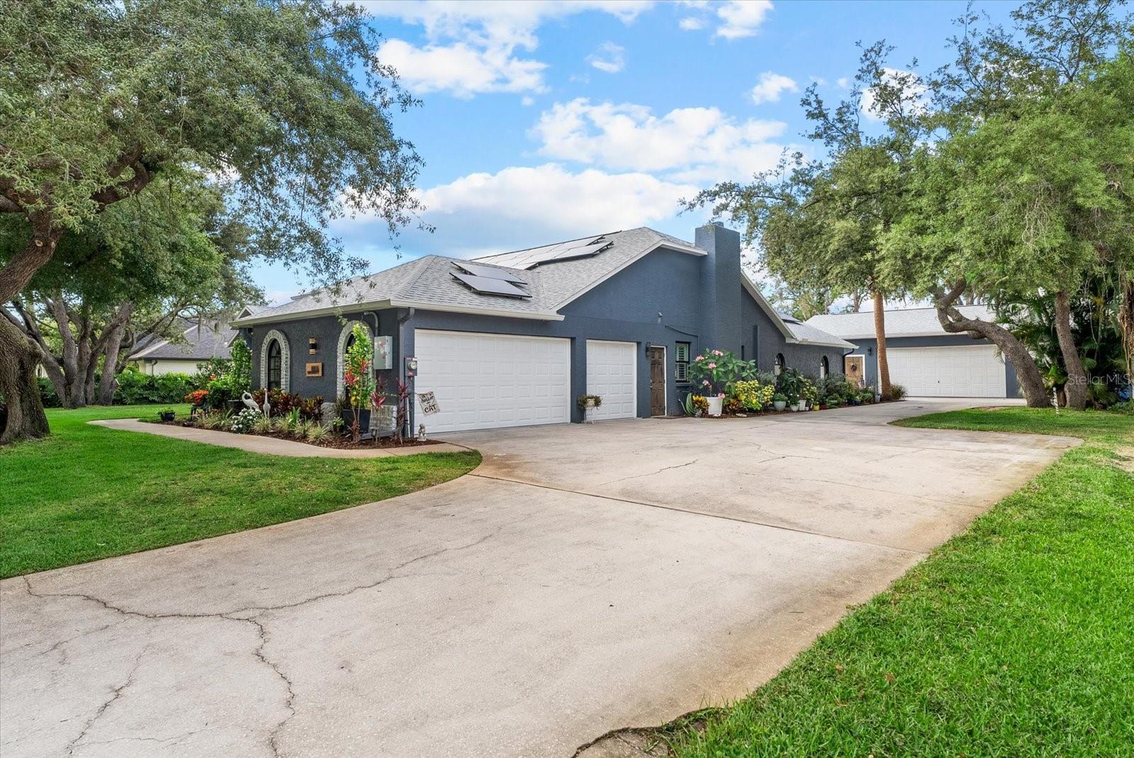 8806 CROSSWOOD CT, RIVERVIEW, FL, 33578