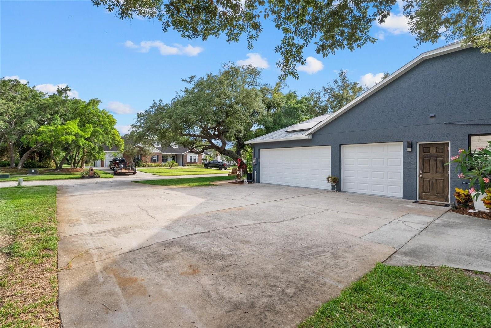 8806 CROSSWOOD CT, RIVERVIEW, FL, 33578