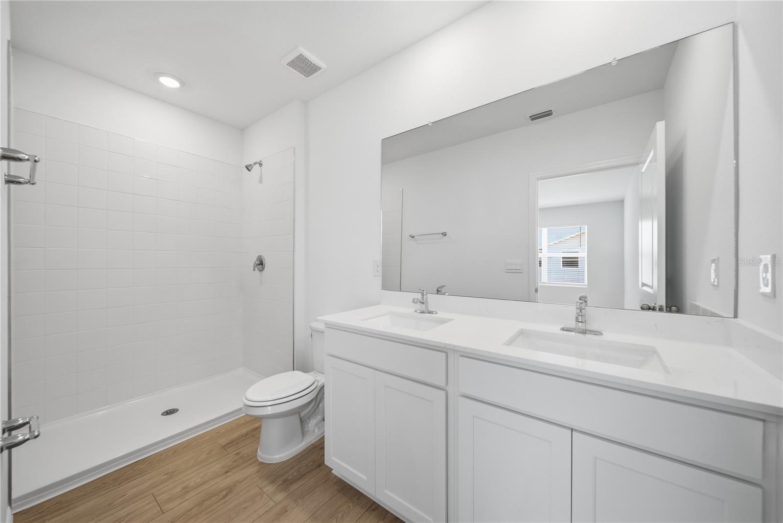 32526 MIDSUMMER NIGHT LN, WESLEY CHAPEL, FL, 33543