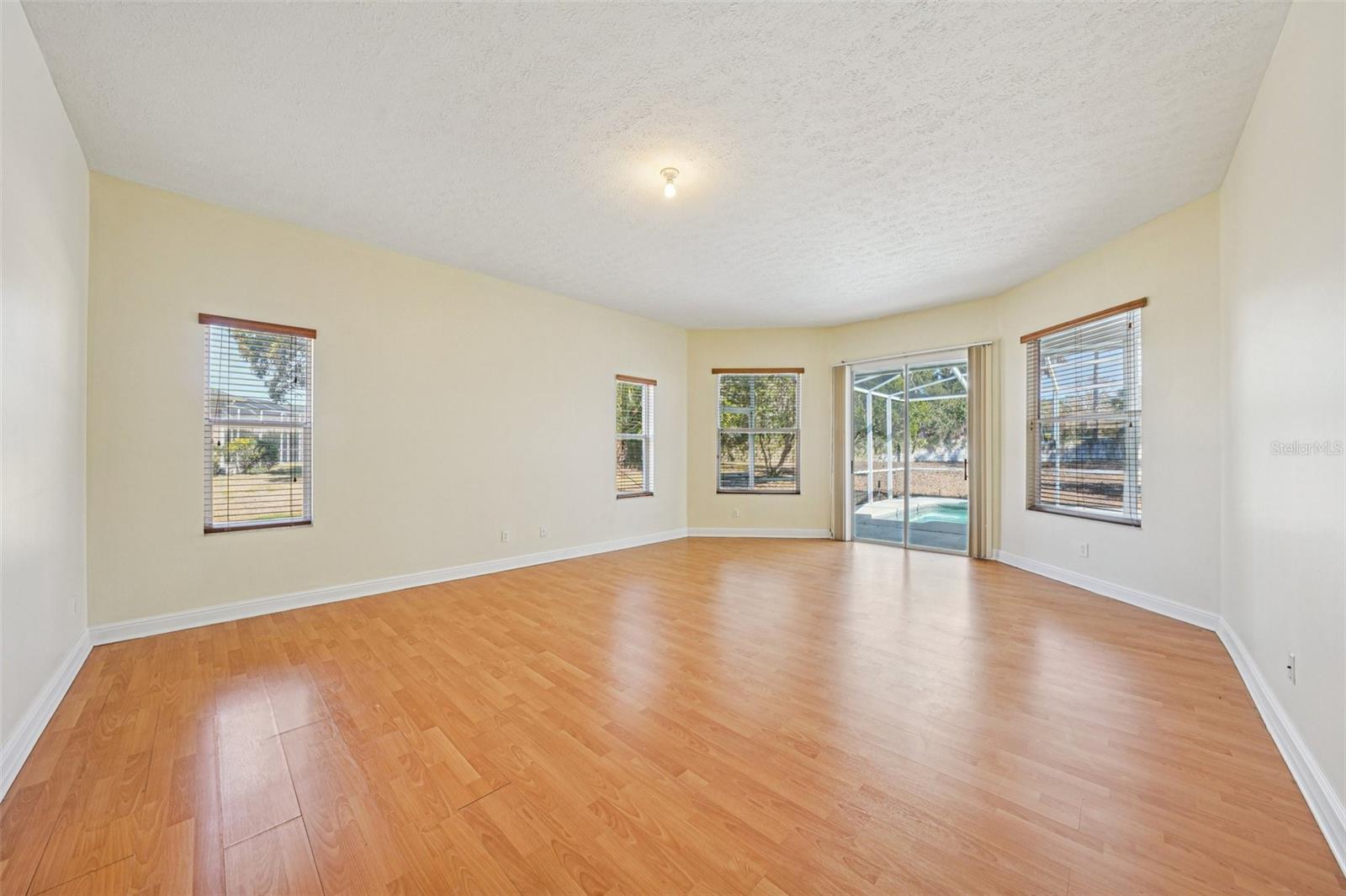 918 ACADEMY DR, BRANDON, FL, 33511