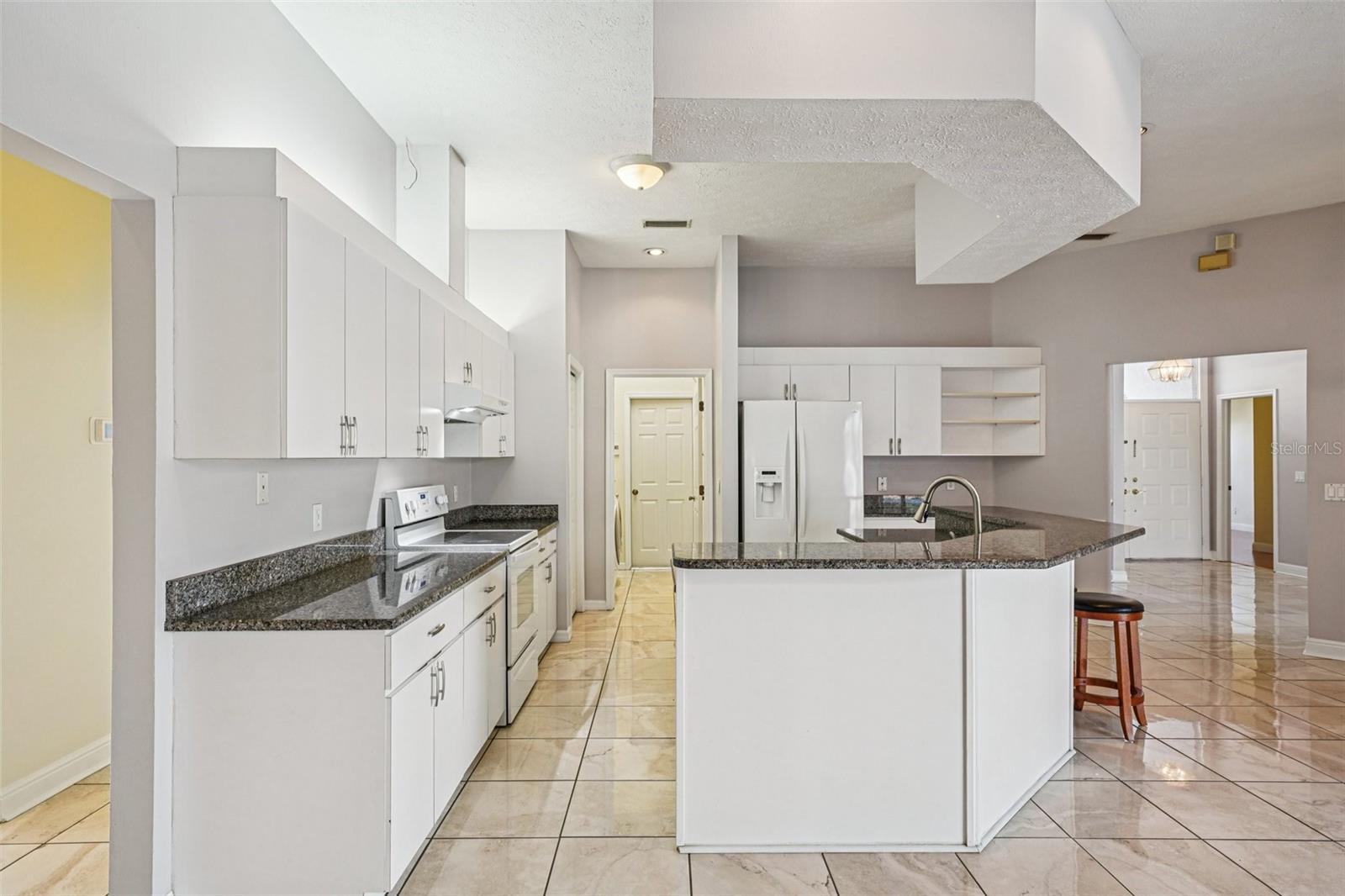 918 ACADEMY DR, BRANDON, FL, 33511