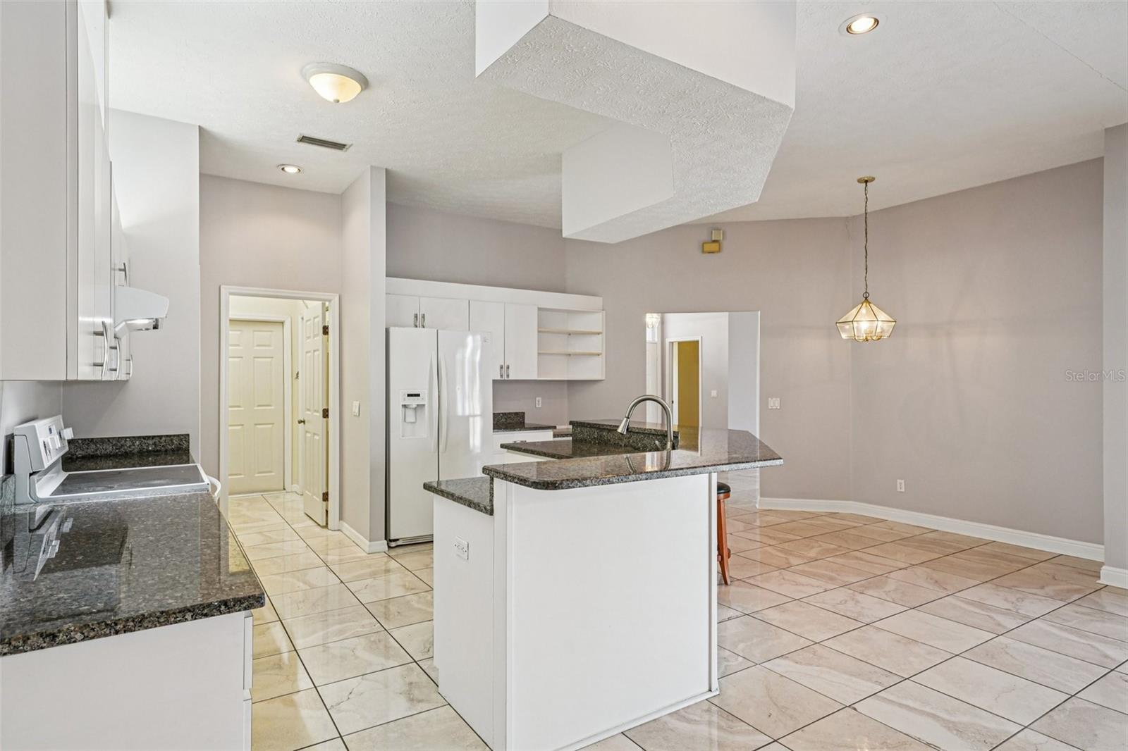 918 ACADEMY DR, BRANDON, FL, 33511