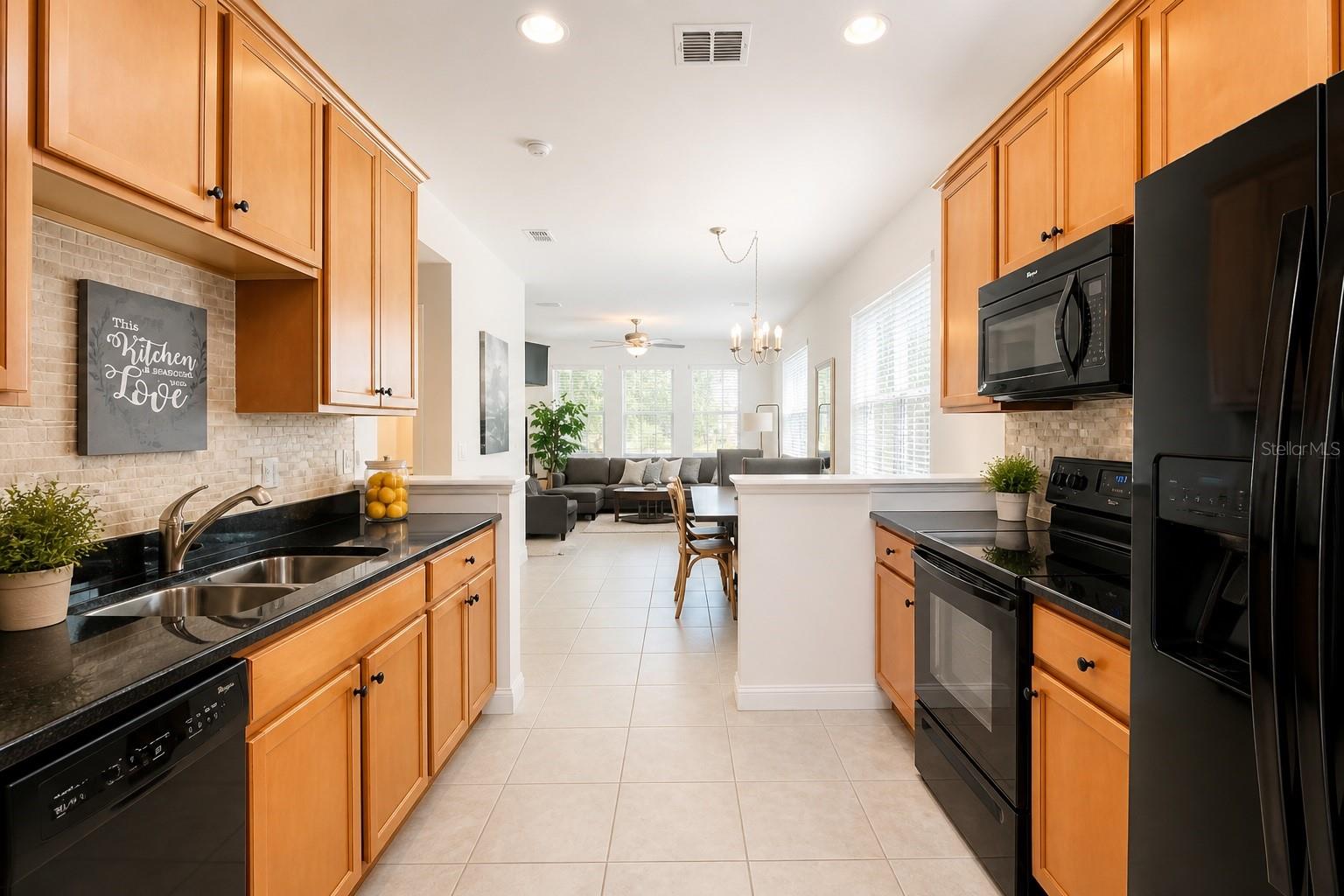 7996 EDGEWOOD FOREST DR, ORLANDO, FL, 32827