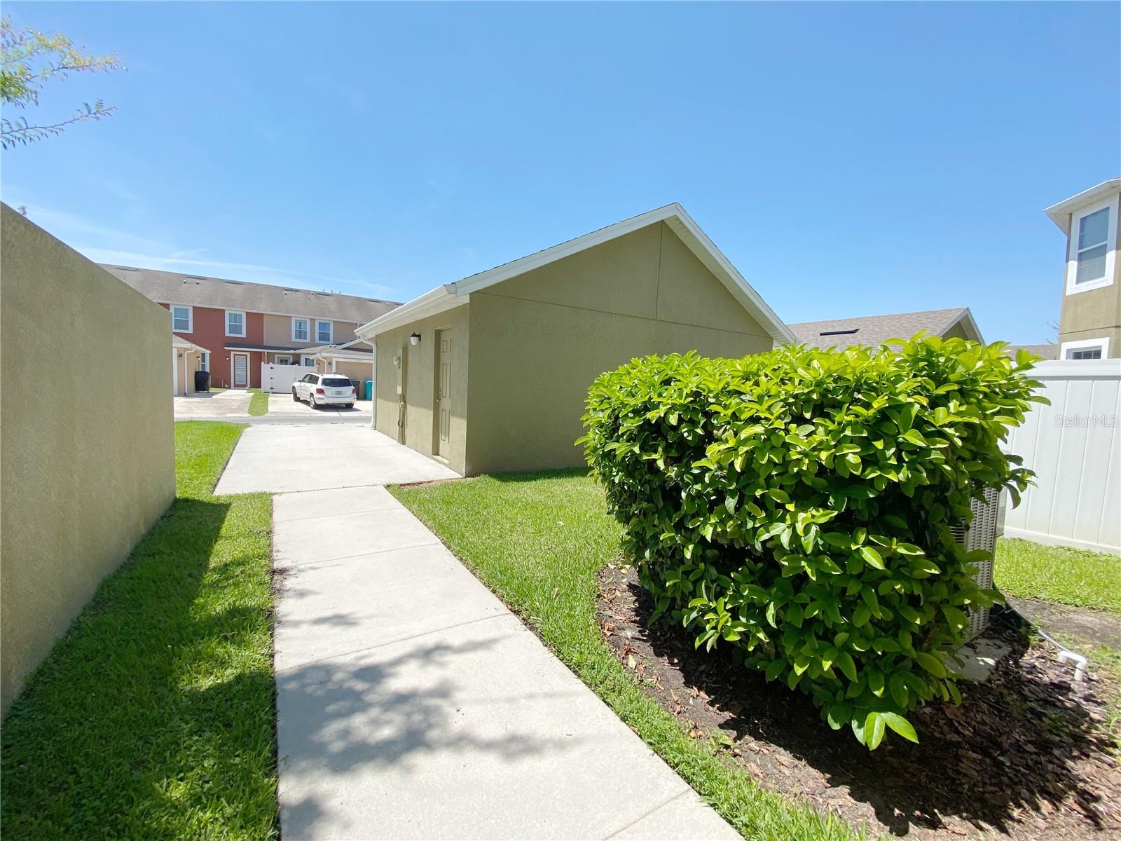 7996 EDGEWOOD FOREST DR, ORLANDO, FL, 32827