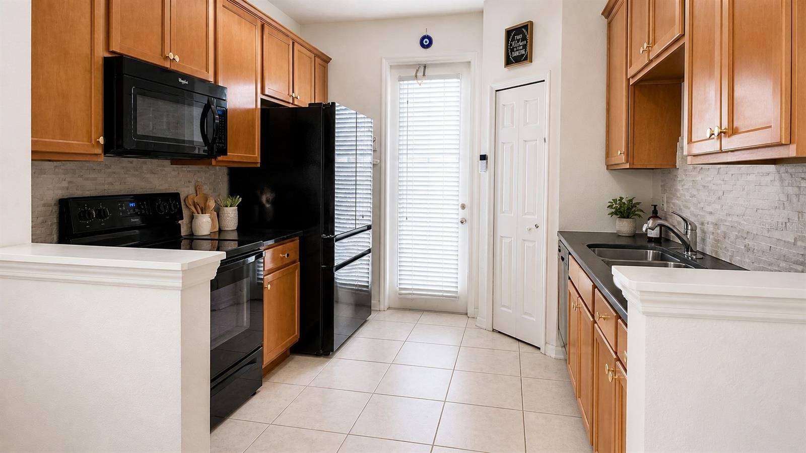 7996 EDGEWOOD FOREST DR, ORLANDO, FL, 32827