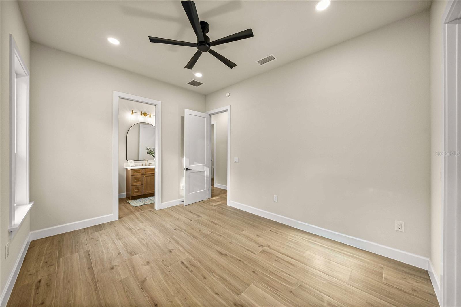2120 SE 41ST AVE, OCALA, FL, 34471